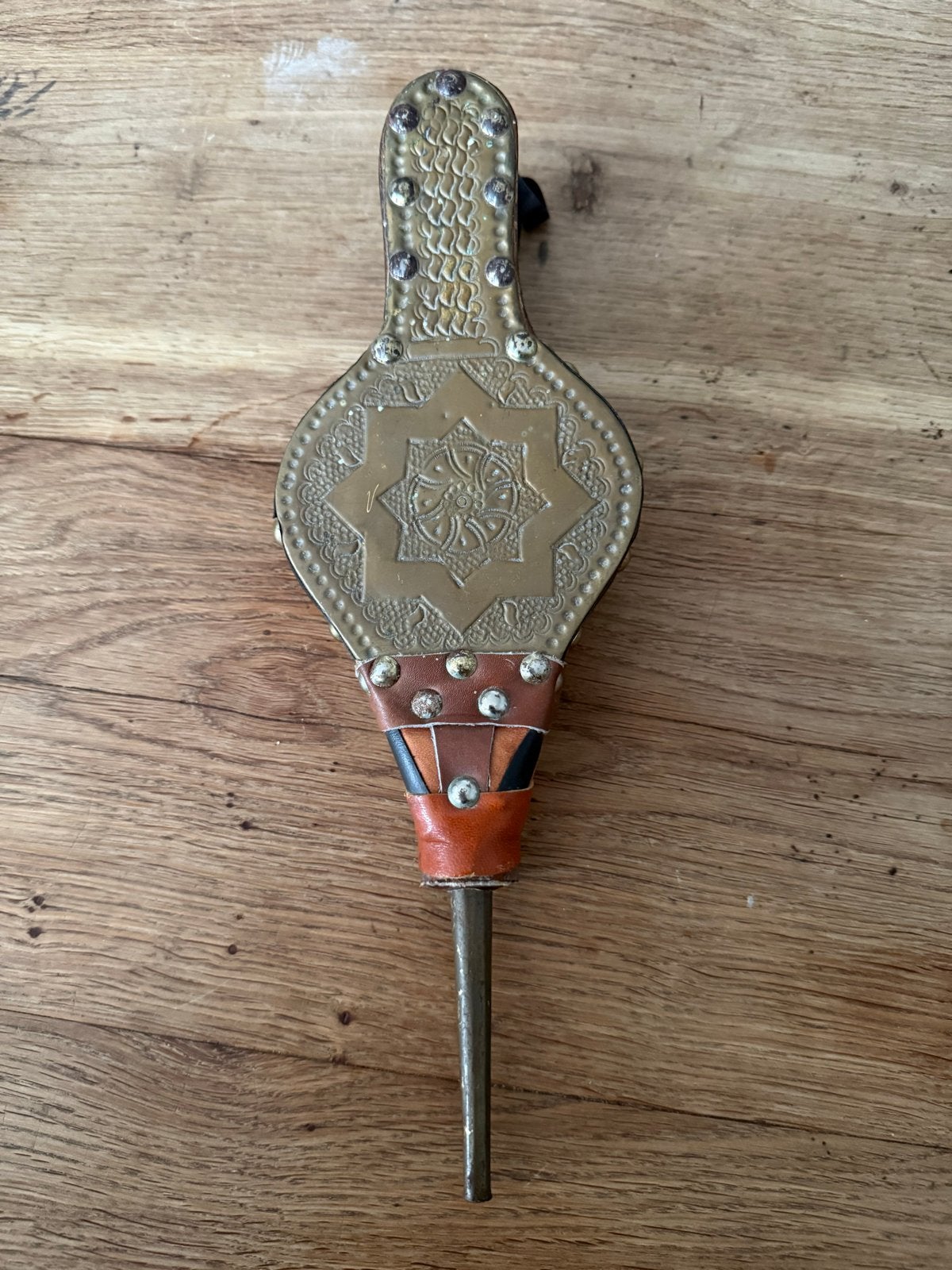 Vintage blaasbalg met leer en messing details, Gebruikt, Meerkleurig, Ophalen of Verzenden, Vintage