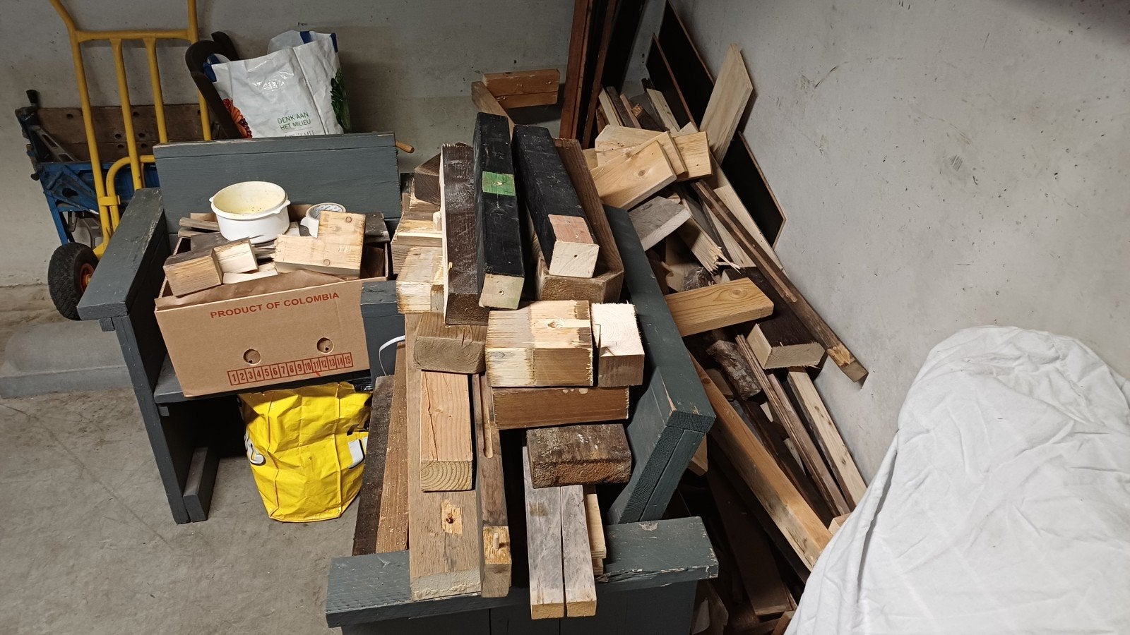 Openhaardhout gratis, Tuin en Terras, Haardhout, Minder dan 3 m³, Ophalen, Overige houtsoorten