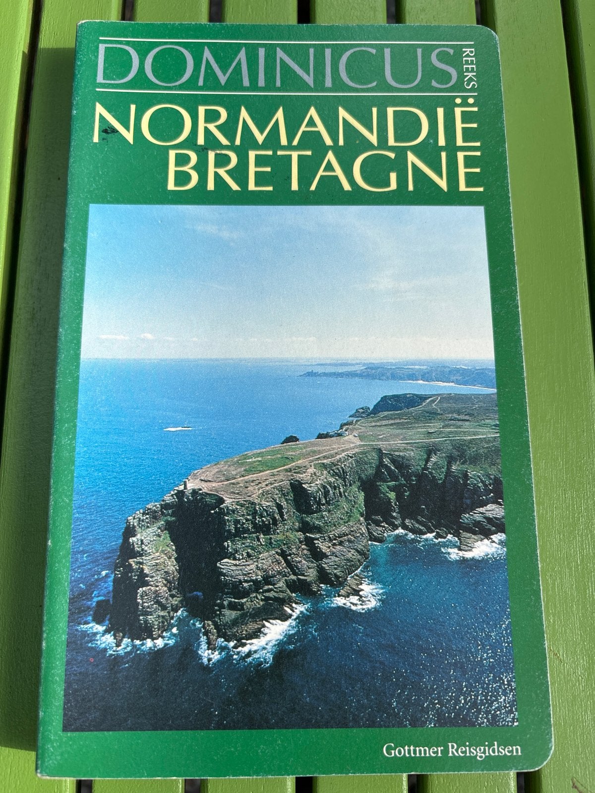 Dominicus Reisgids Normandië Bretagne Gottmer Reidsgidsen, Europa, Ophalen of Verzenden, Reisgids of -boek, Gelezen