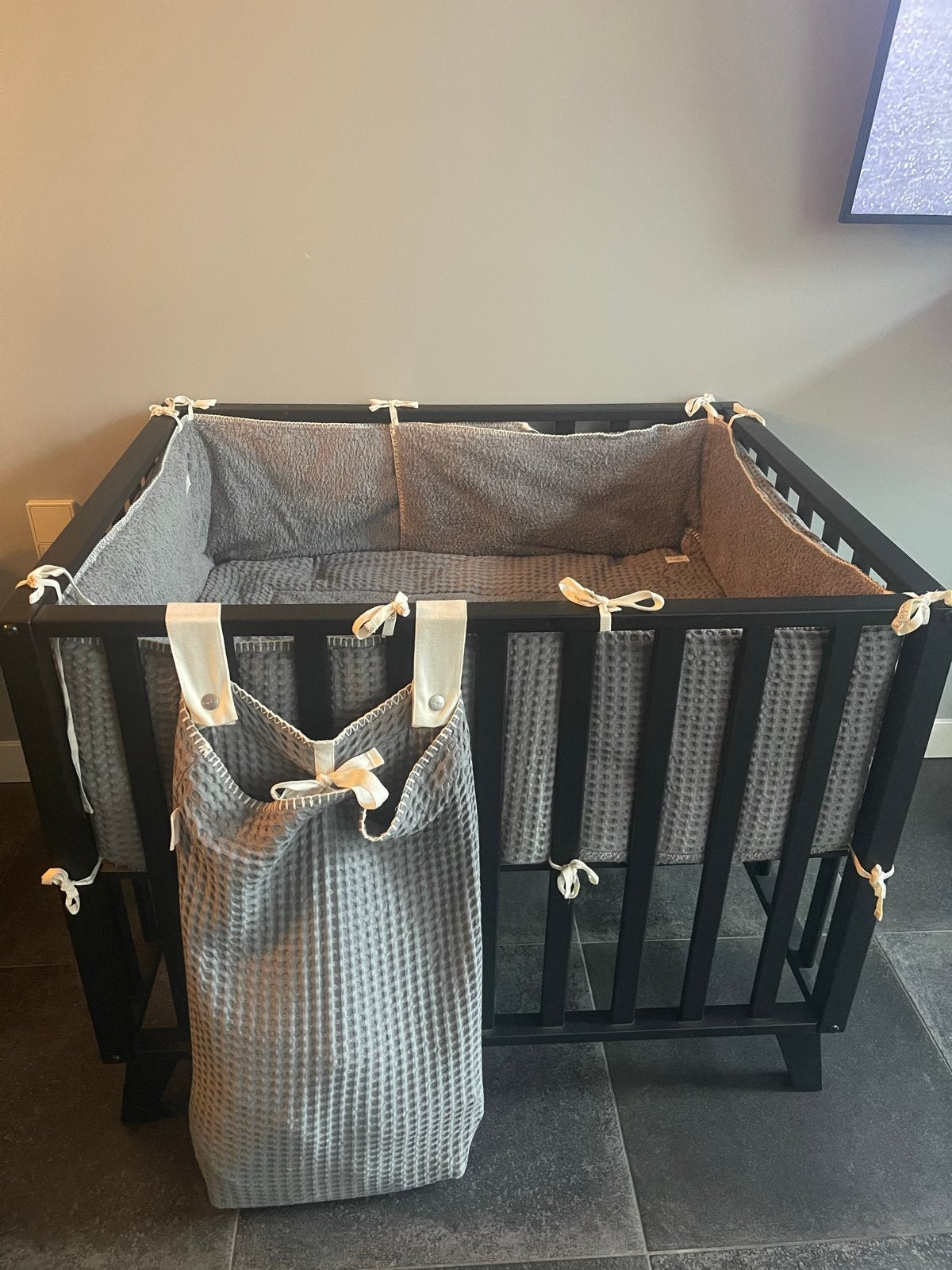 TWF Box met Koeka accessoires (Steel Grey), Ophalen, Gebruikt, Boxkleed