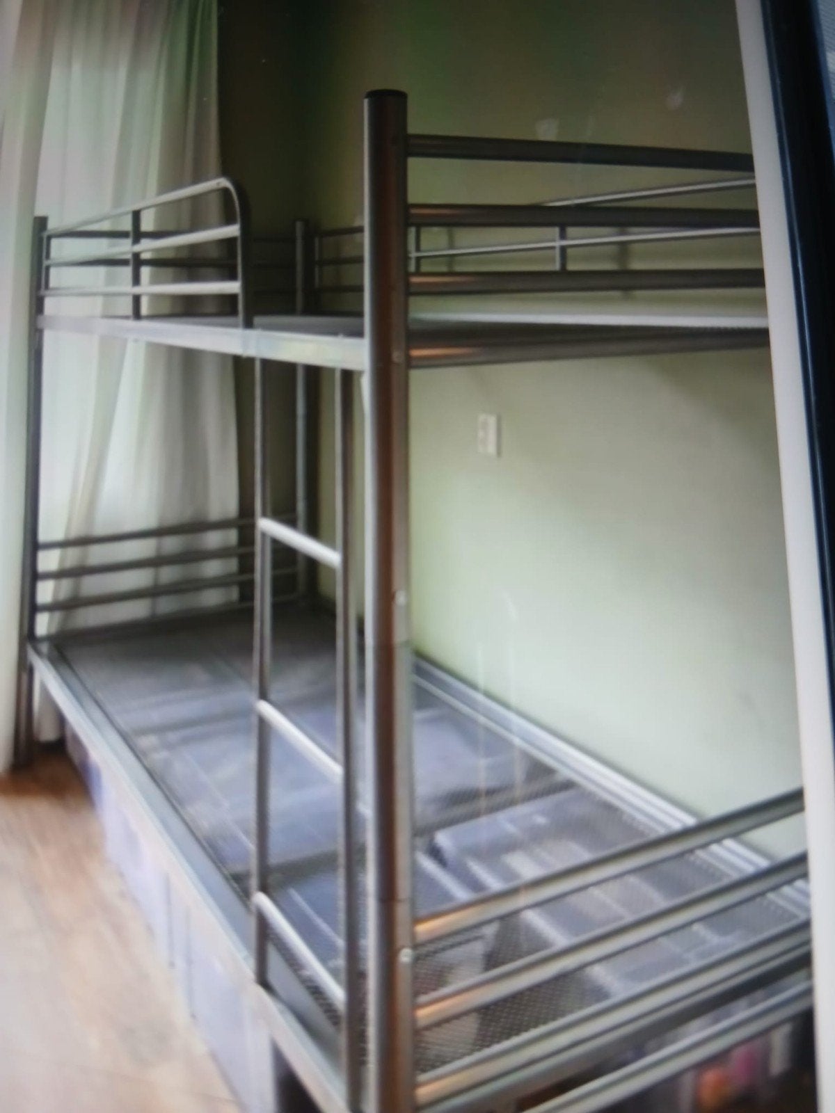 Ikea stapelbed   200x90cm kleur grijs. Al vast gedemonteerd, Huis en Inrichting, Ophalen, Gebruikt, 90 cm, Tweepersoons