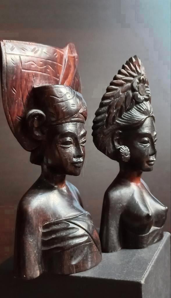 Antiek PAIR CARVED WOOD Bali MAN & LADY houten buste, Antiek en Kunst, Kunst | Beelden en Houtsnijwerken, Ophalen of Verzenden