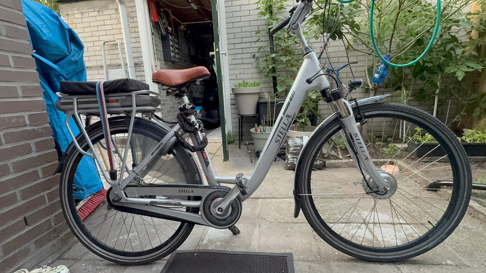 Stella elektrische fiets Geraldo grijs, Zo goed als nieuw, 51 tot 55 cm, 30 tot 50 km per accu, Ophalen