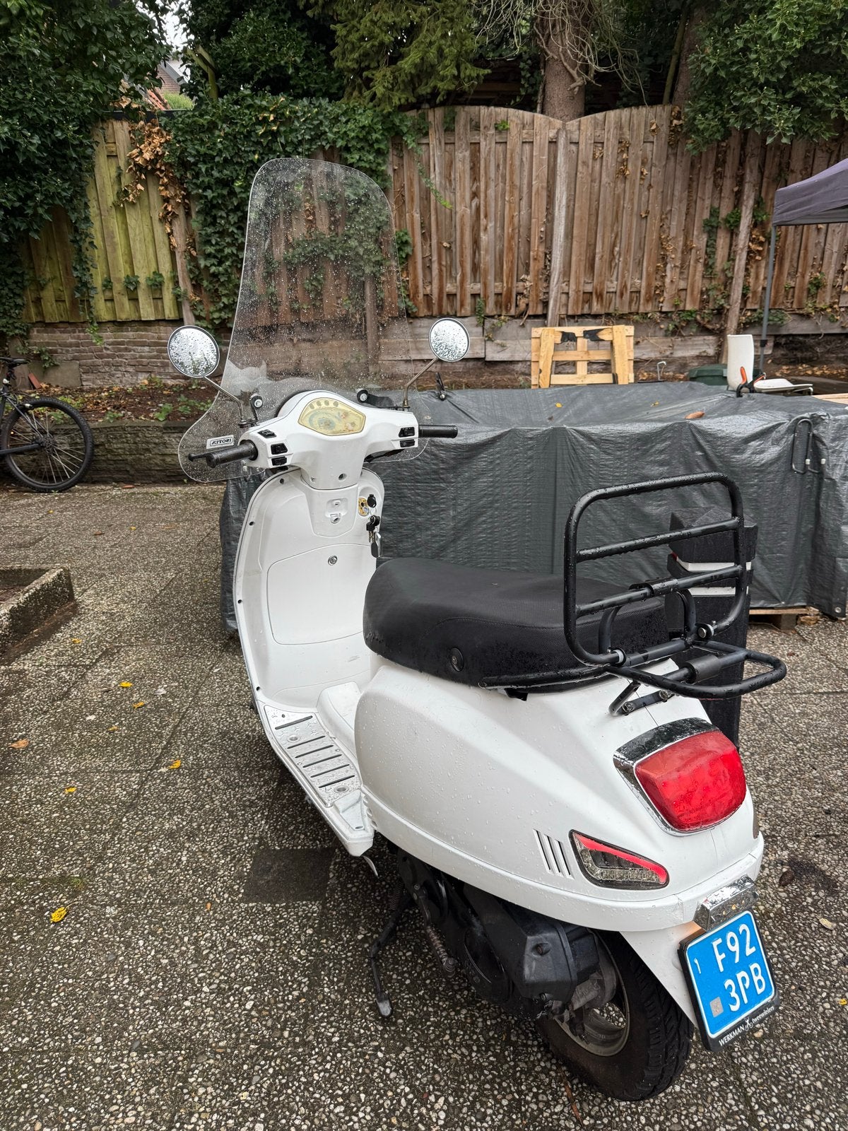 Wit, Ophalen of Verzenden, Gebruikt, Benzine, Overige merken
