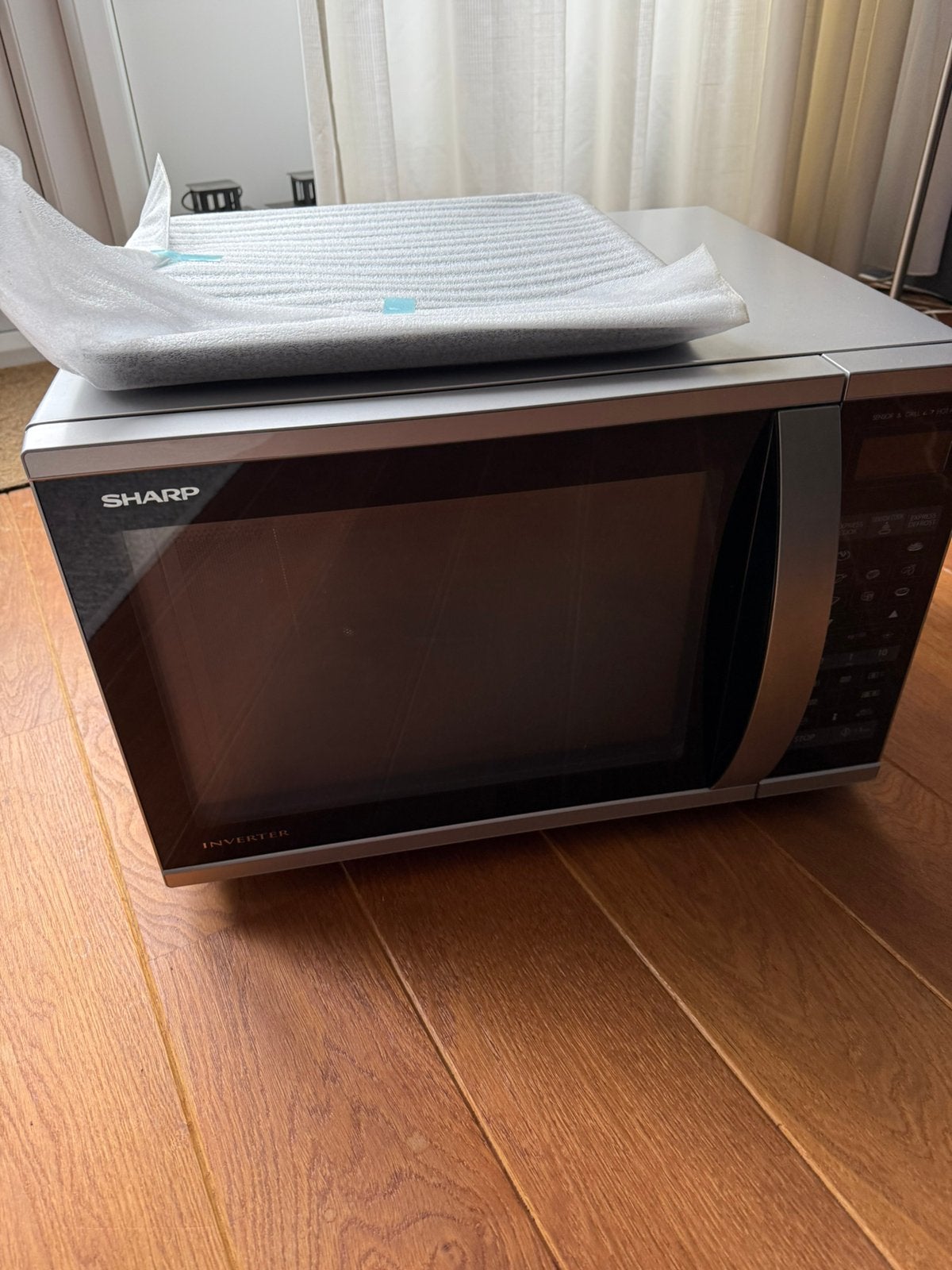 Sharp R971INW     Inverter Combimagnetron, Ophalen, Zo goed als nieuw, Oven