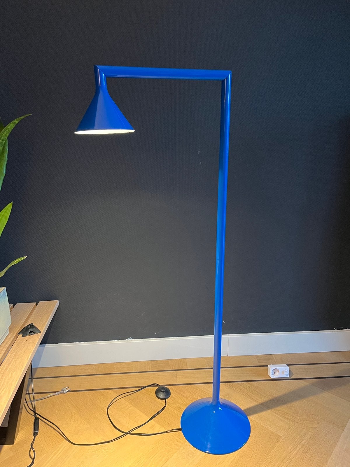 Ikea PS 2026 staande uplight blauw, Huis en Inrichting, Ophalen, Zo goed als nieuw, 150 tot 200 cm