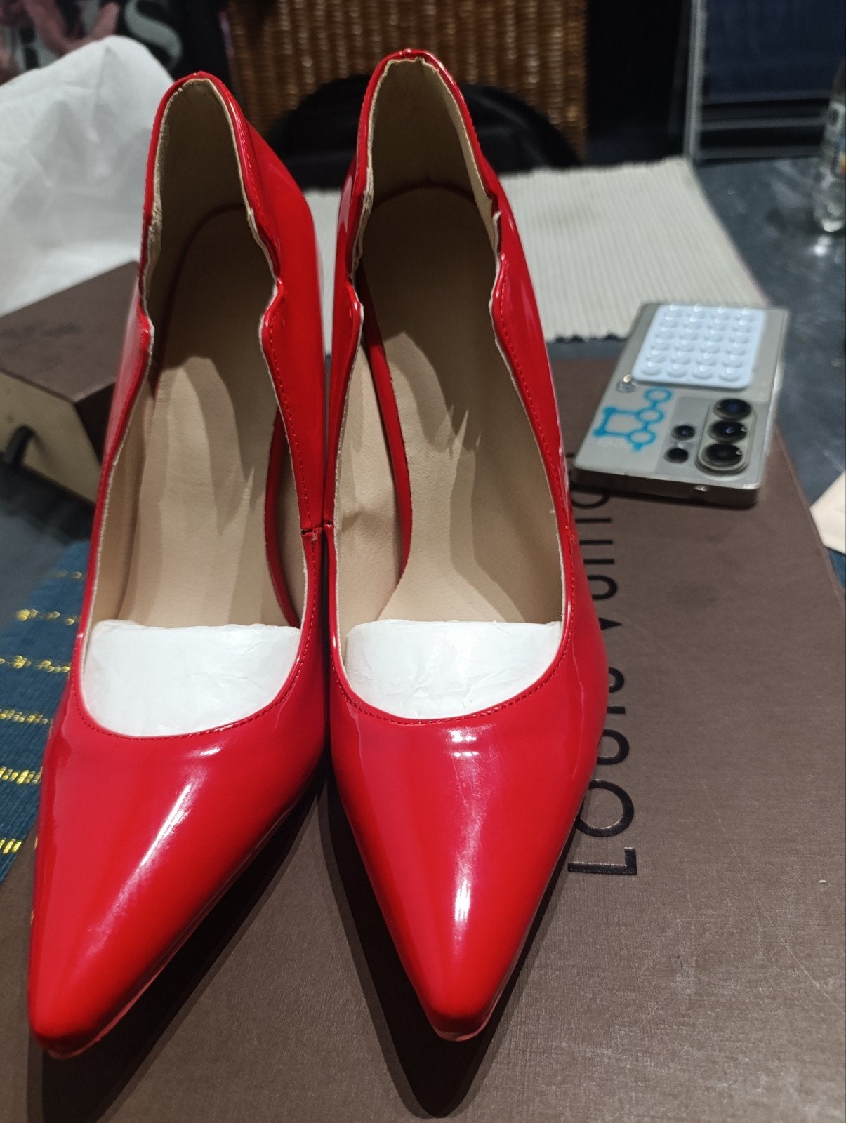 Nieuwe rode hoge hakken pumps maat 42, Kleding | Dames, Leboutin, Nieuw, Ophalen of Verzenden, Rood