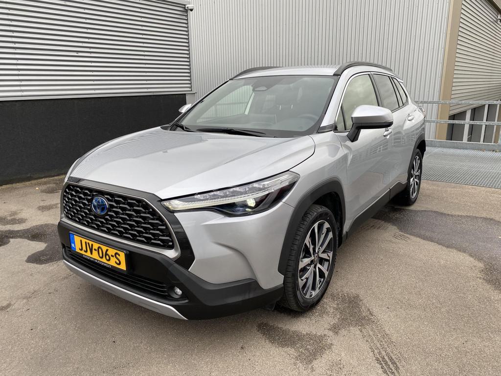 Toyota Corolla Cross Hybrid 200 Dynamic Navigatie Apple CarP, Stof, 4 cilinders, 1415 kg, Bedrijf