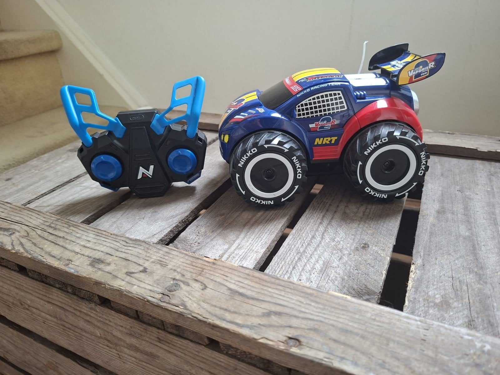 Nikko VaporizR 2 RC Auto - Blauw/Rood, Elektro, Gebruikt, Auto offroad, Ophalen of Verzenden