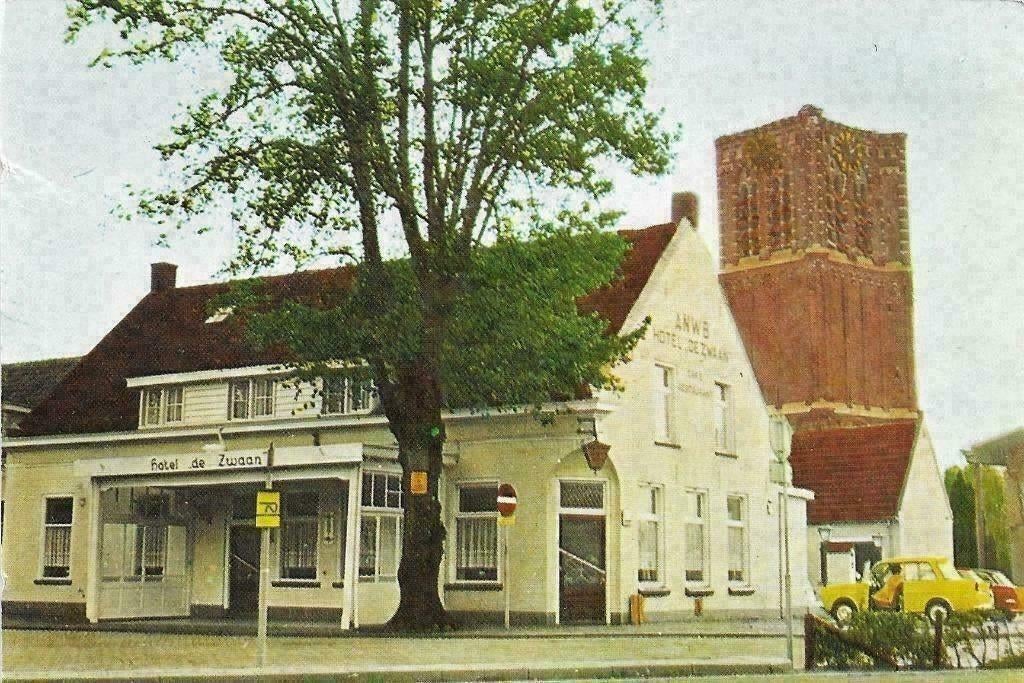 AK Son - Café-Restaurant De Zwaan, Verzenden, 1960 tot 1980, Ongelopen, Noord-Brabant