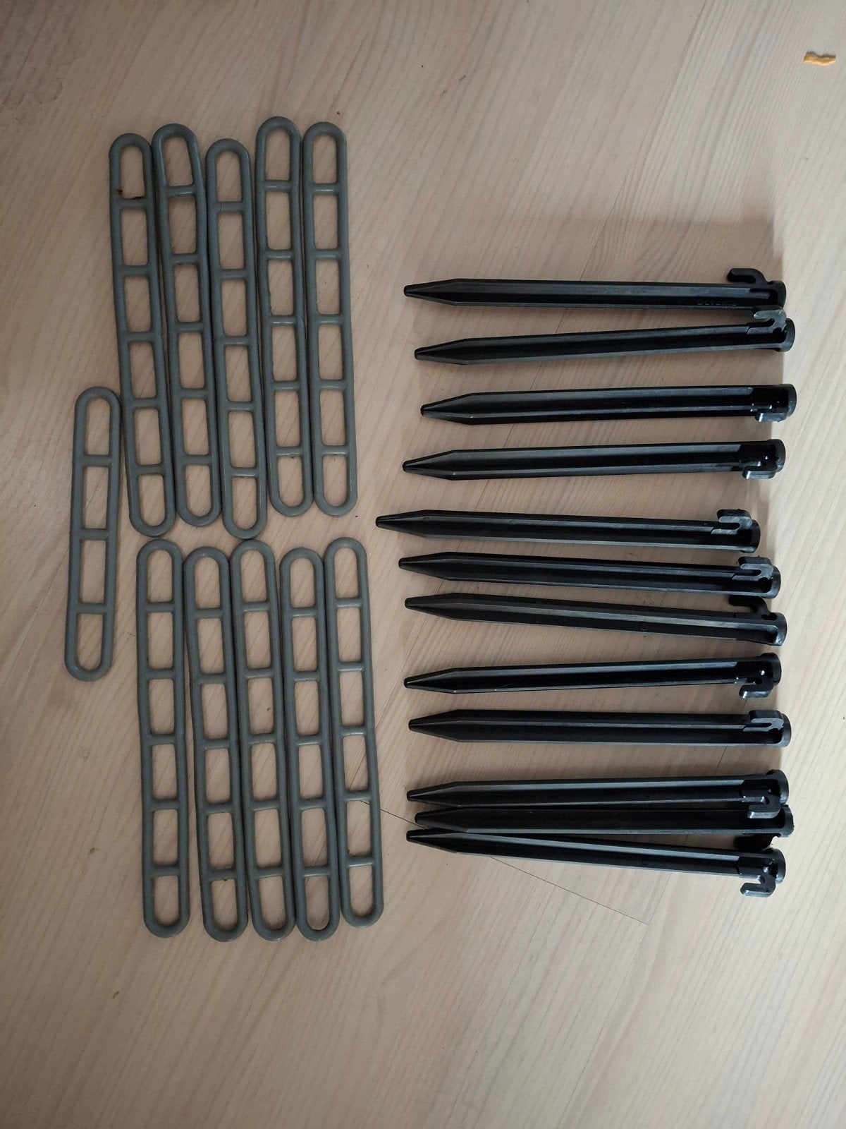 Te koop nieuwe kunststof haringen met ladderrubbers, Ophalen of Verzenden, Nieuw
