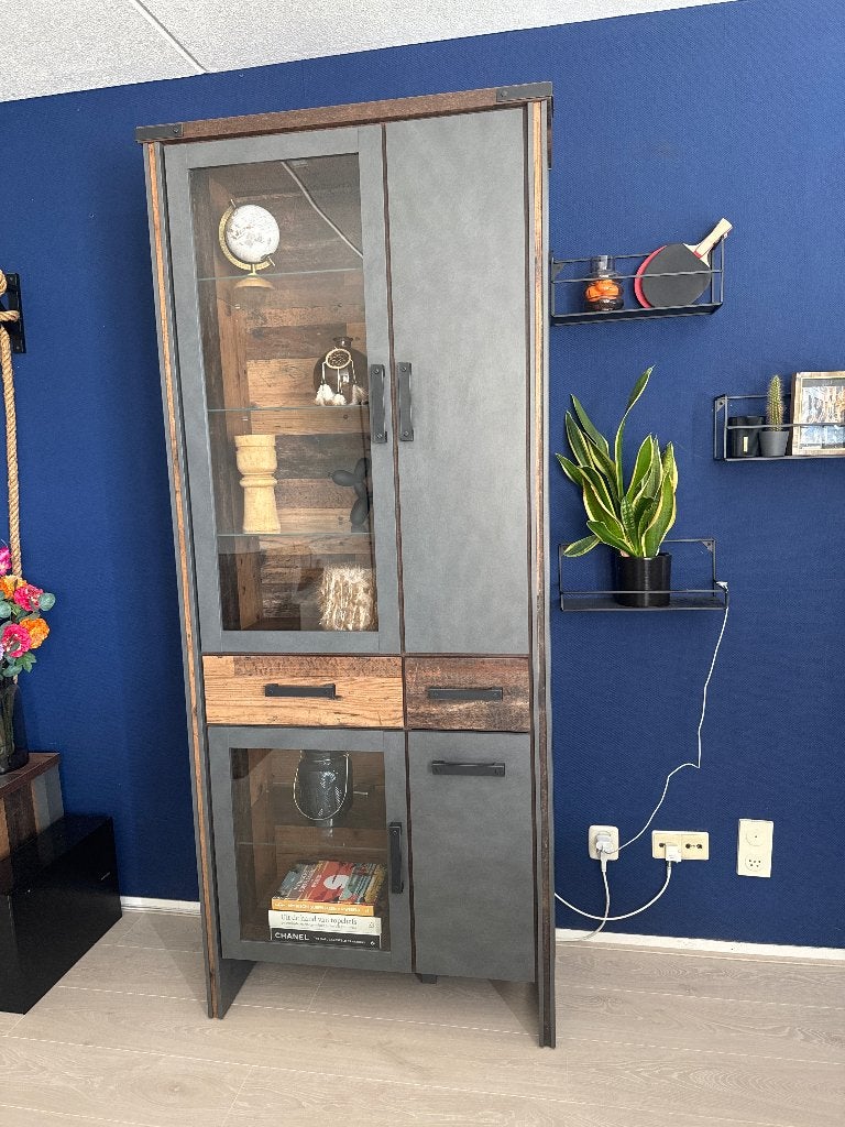 Nette Vitrinekast, Ophalen, Overige materialen, Met deur(en), 200 cm of meer