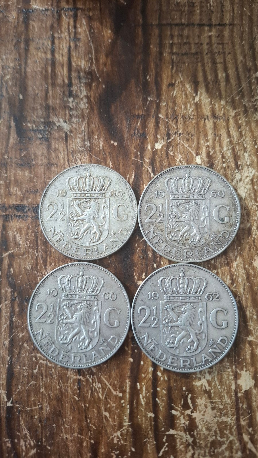 4 munten van 2½ gulden, Postzegels en Munten, Munten | Nederland, Ophalen of Verzenden, Koningin Juliana, 2½ gulden, Zilver