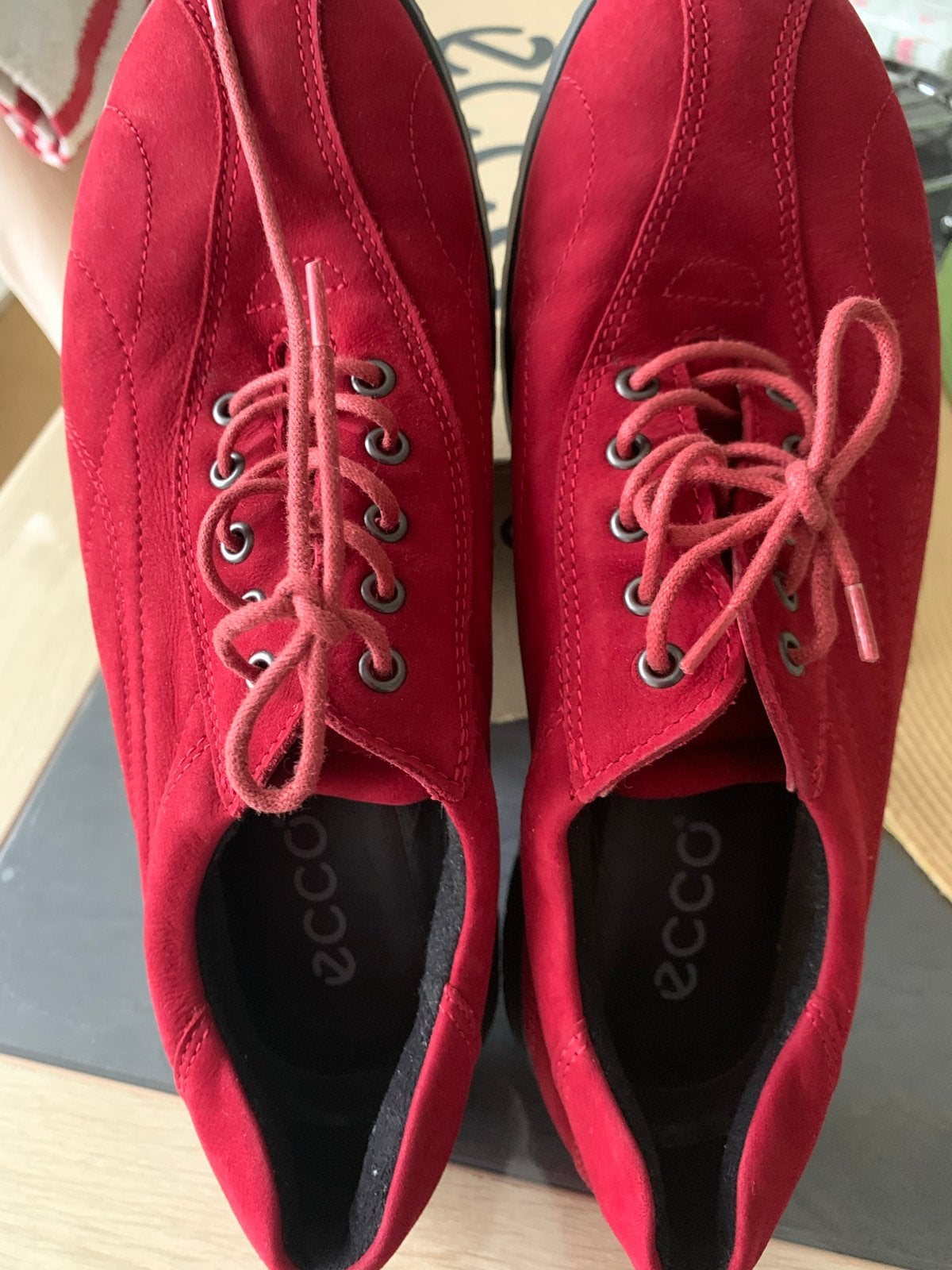 Rode Ecco schoenen - Maat 38, Ophalen of Verzenden, Zo goed als nieuw, Rood, Schoenen met lage hakken