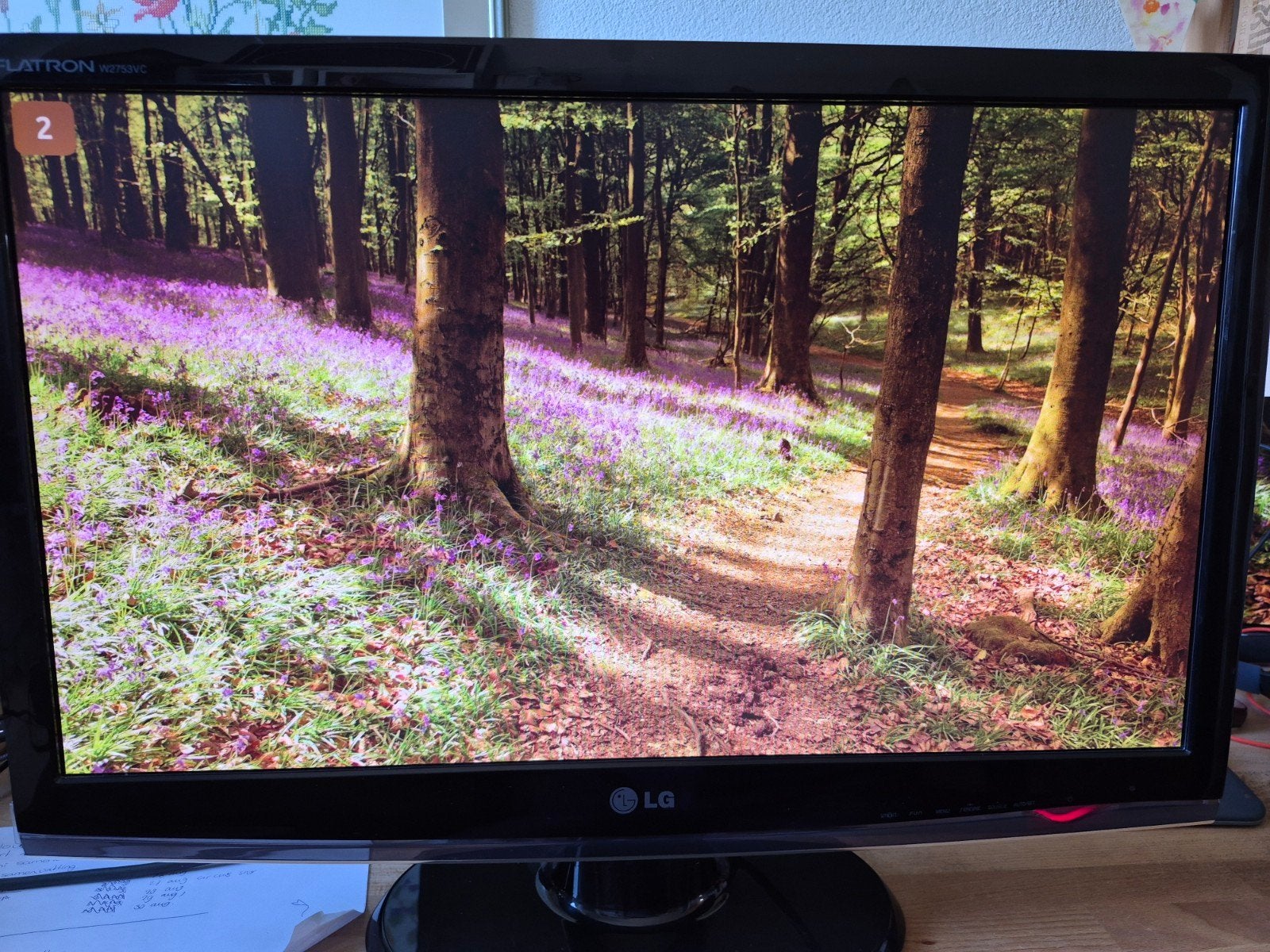 LG Flatron W2753VC-PF Monitor - Full HD, Ophalen, DVI, Gebruikt, Full HD
