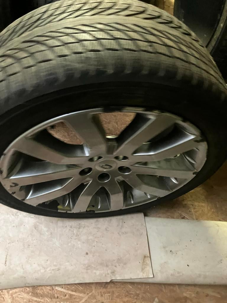 Land Rover velgen met Michelin 275/40 R20 banden, Ophalen, Gebruikt, 275 mm, Banden en Velgen