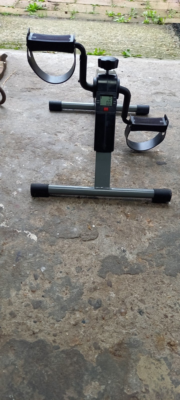 Compacte Mini Hometrainer - Ideaal voor Thuisgebruik, Ophalen, Gebruikt, Armen, Metaal