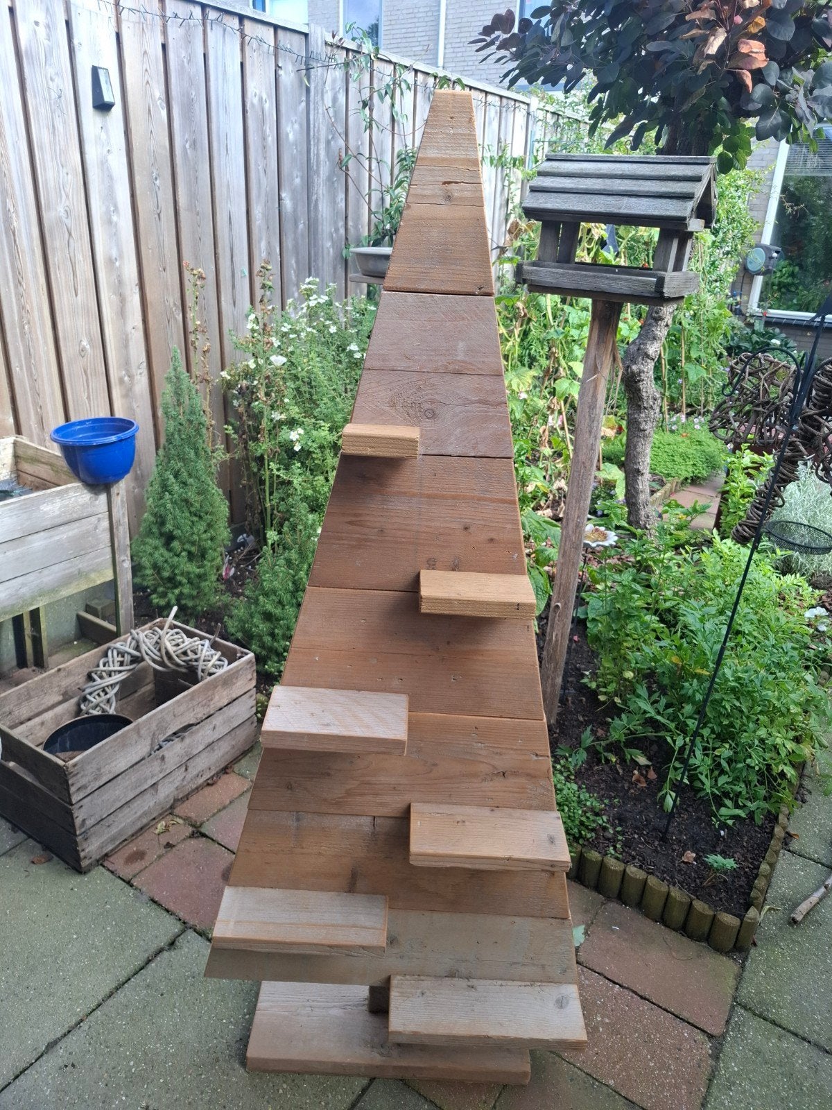 houten kerstboom, Ophalen