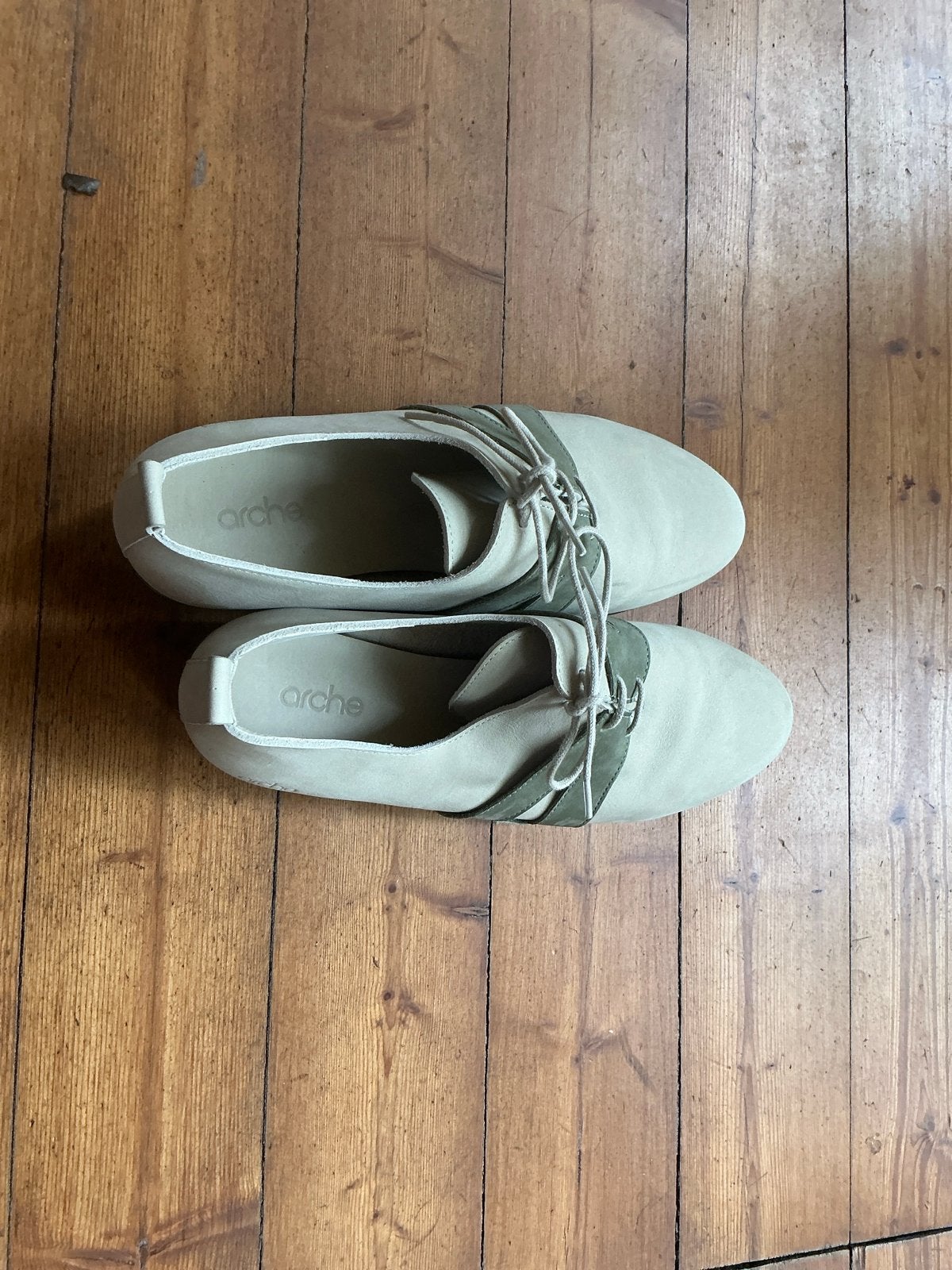 Arche beige veterschoenen met groene details, maat 40, Verzenden, Zo goed als nieuw, Beige, Overige typen