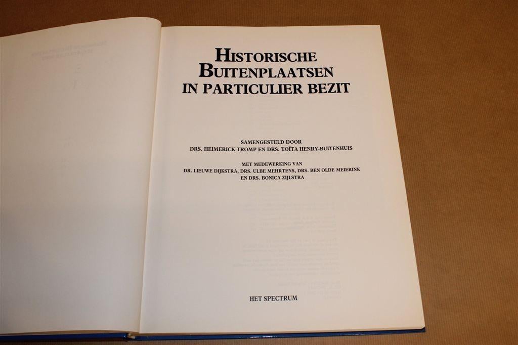 Historische Buitenplaatsen in Particulier Bezit, Boeken, Ophalen of Verzenden, Gelezen