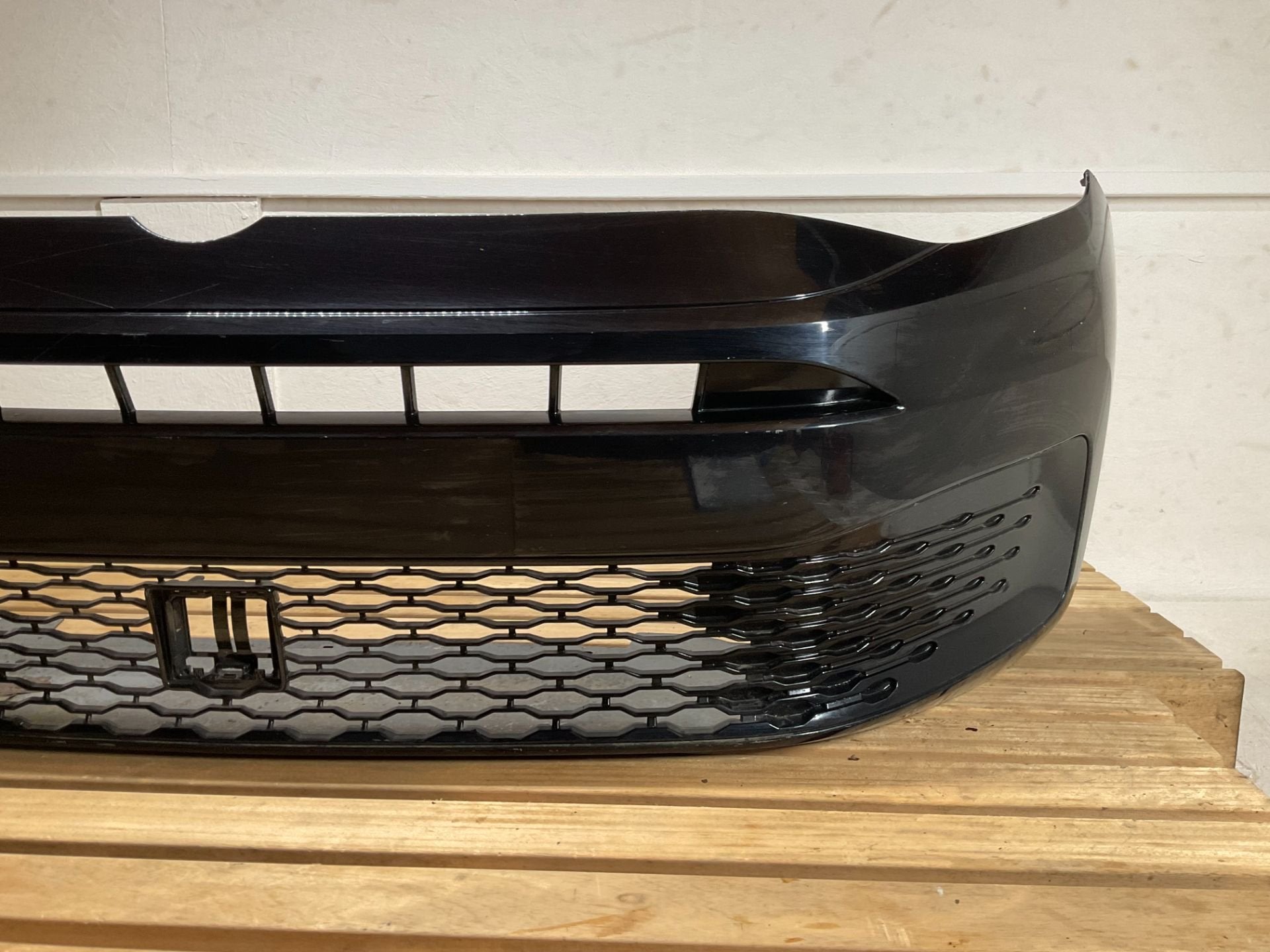 Bumper Volkswagen CADDY 2K7 2K7807221A 2021-2025 Voorbumper, Gebruikt, Volkswagen AG, Bumper, Berliner Ring 2
38440  Wolfsburg, DE