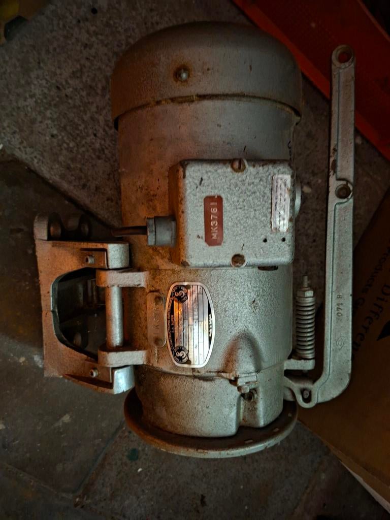 Naaimachine motor, Ophalen of Verzenden