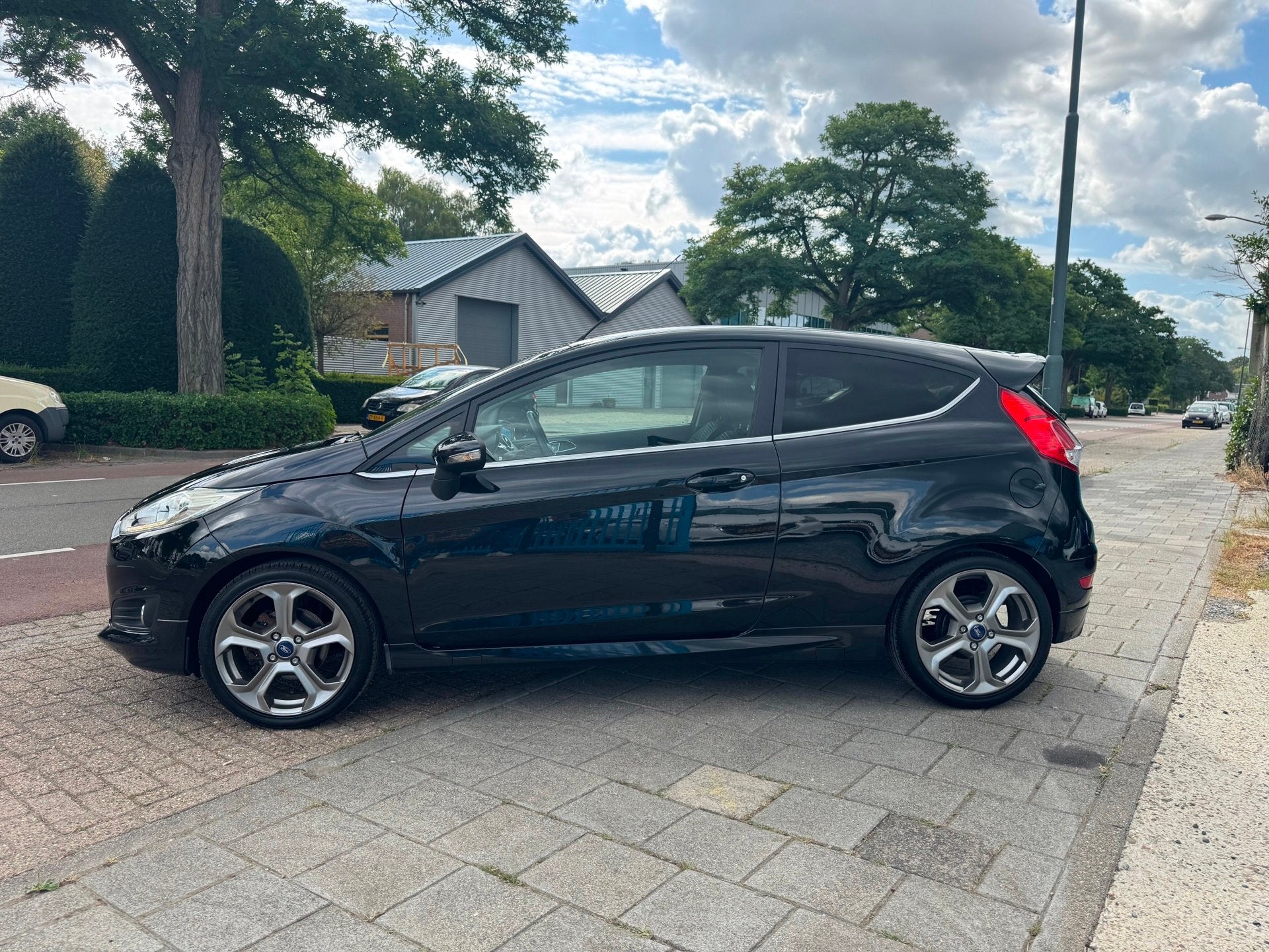 Ford Fiesta 1.0 Clima Elek Pakket ST-Line 17” 125 Pk, Auto's, Voorwielaandrijving, Gebruikt, Zwart, Automatische klimaatregeling