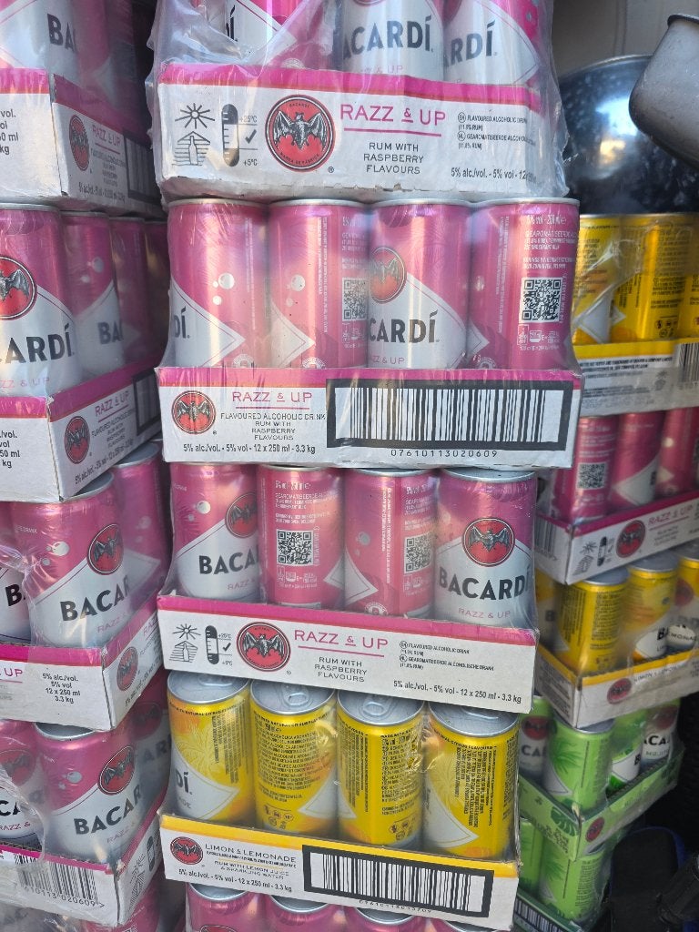 Bacardi trays, Ophalen of Verzenden