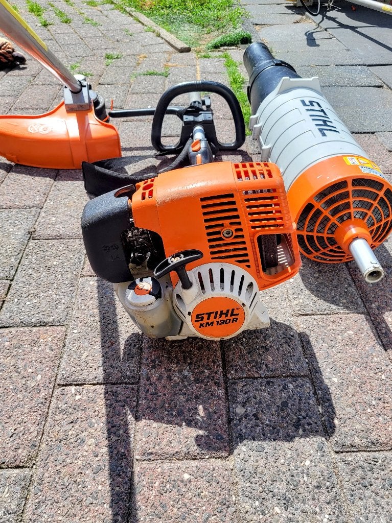 Stihl KM130 KombiSysteem | Bosmaaier + Bladblazer set, Ophalen of Verzenden, Zo goed als nieuw, 30 tot 50 cm, Stihl