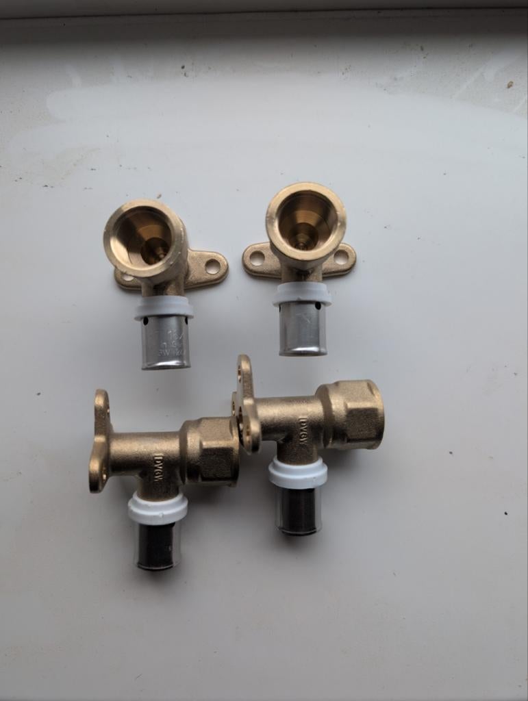 4x Muurplaat 16mm Meerlagenbuis naar 1/2" Binnendraad, Overige materialen, Minder dan 20 mm, 6 meter of meer, Overige typen
