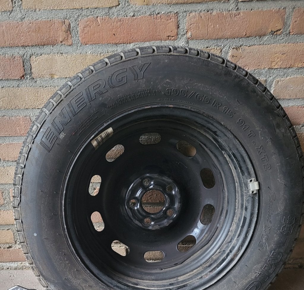 Michelin energy 195/65 R15 91T-XT2 reserve autoband, Ophalen, Nieuw
