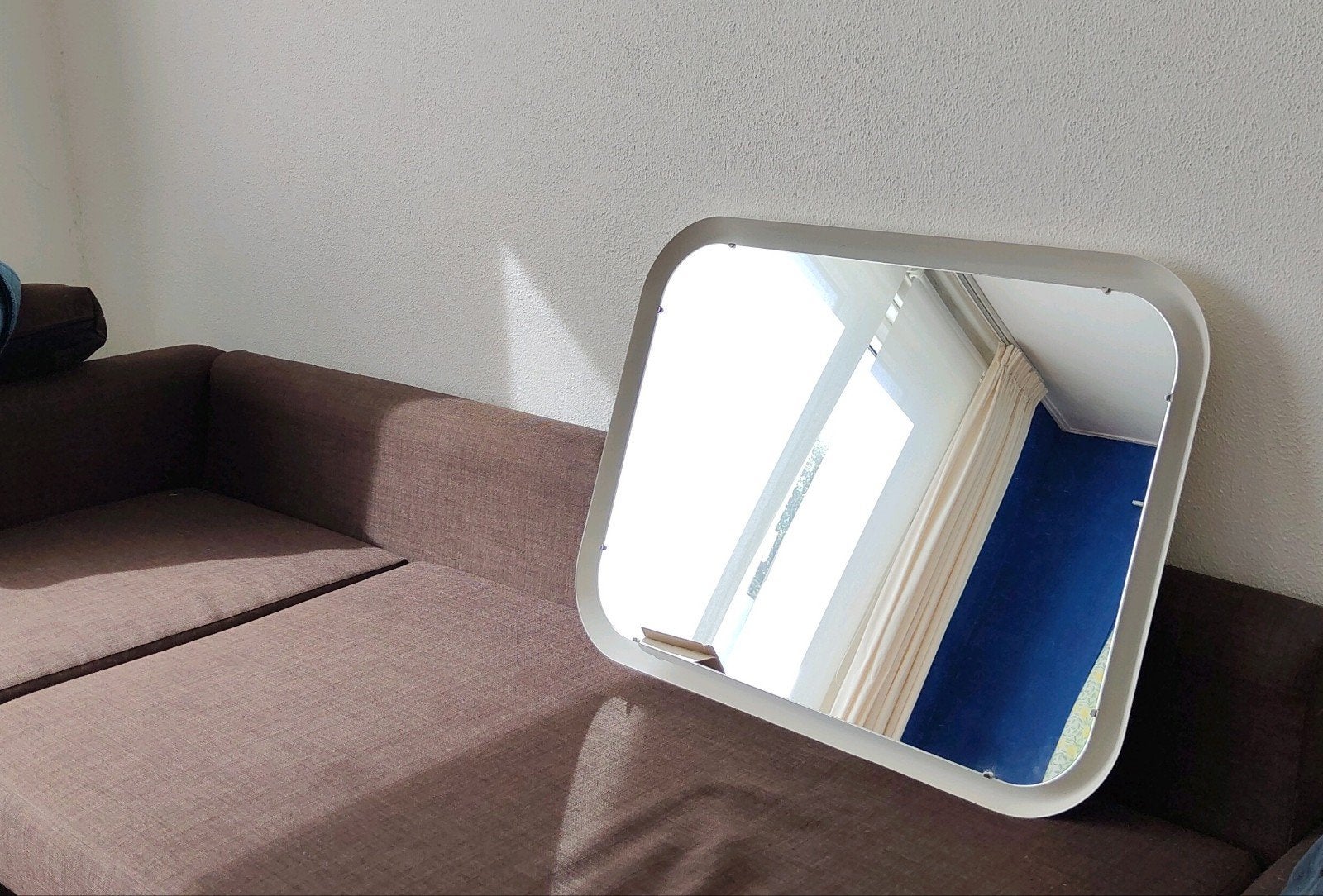 Storjorm ikea spiegel met verlichting en afgeronde hoeken, Ophalen, Gebruikt, Overige typen, 50 tot 100 cm