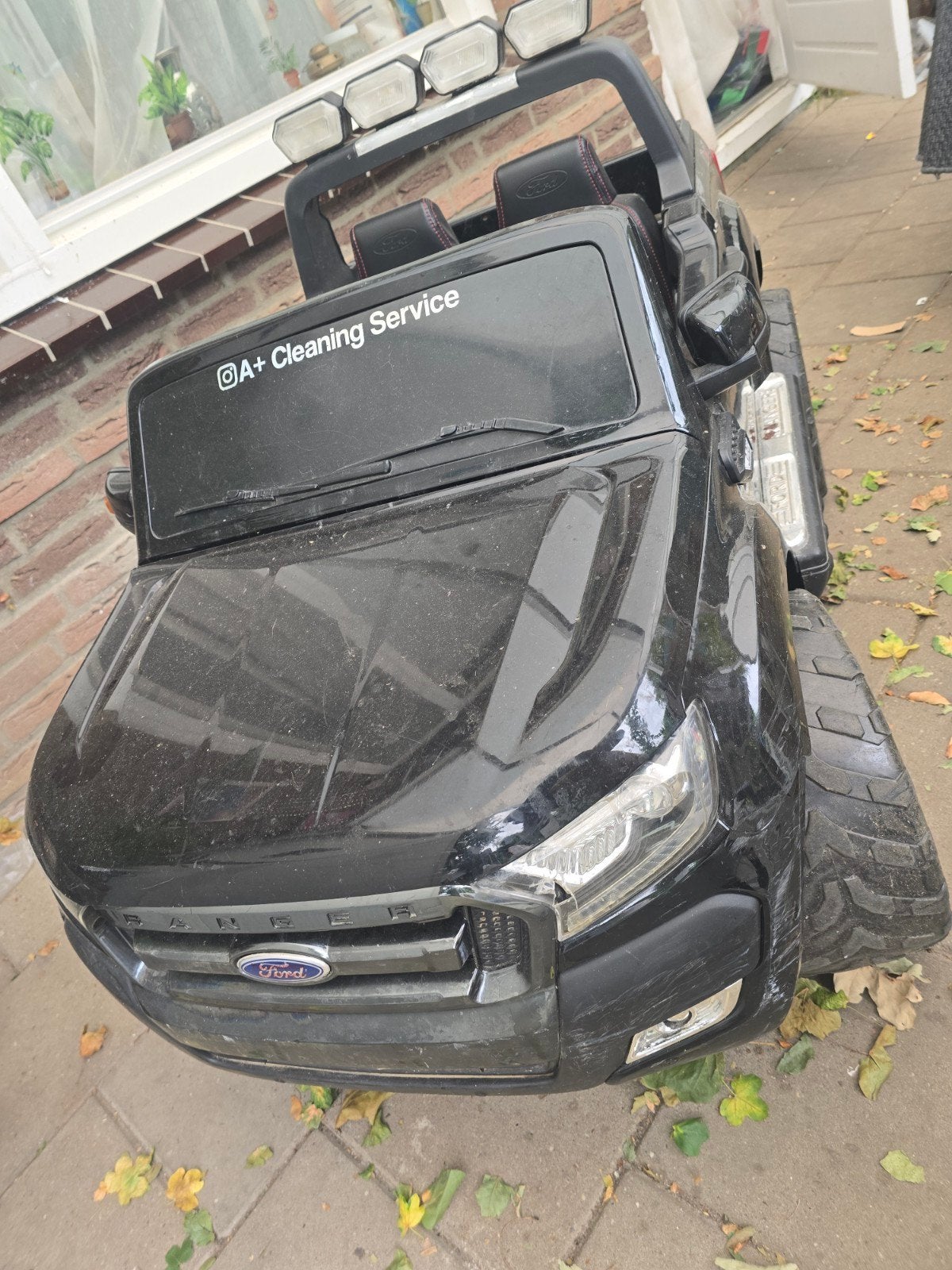 Elektrische kinderauto Ford Ranger Wildtrak, Ophalen of Verzenden, Gebruikt, Afstandsbediening