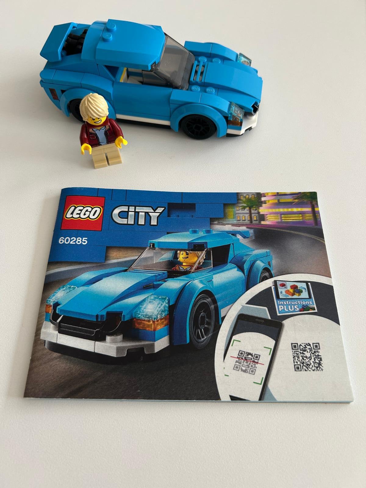 Lego City 60285 sportwagen blauw, Ophalen of Verzenden, Zo goed als nieuw