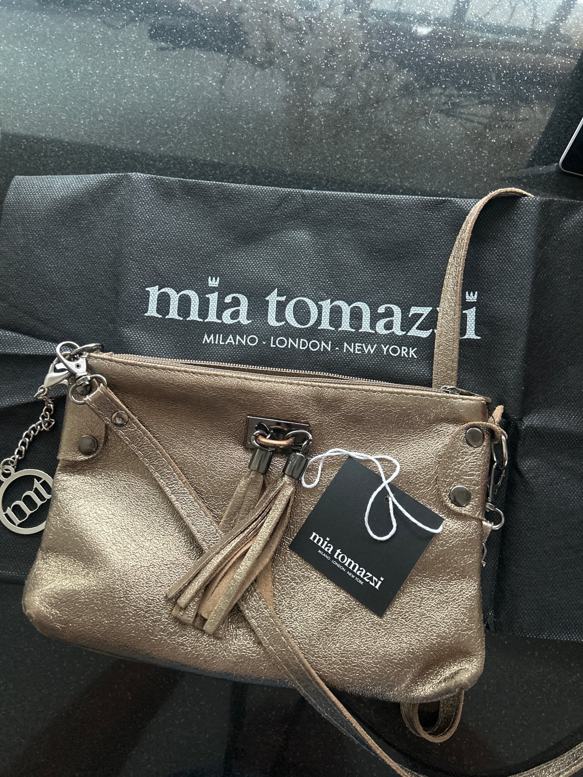 Gebruikt bronskleurig leer .. Mia Tomazzi schoudertasje, Ophalen, Gebruikt, Overige kleuren, Schoudertasje