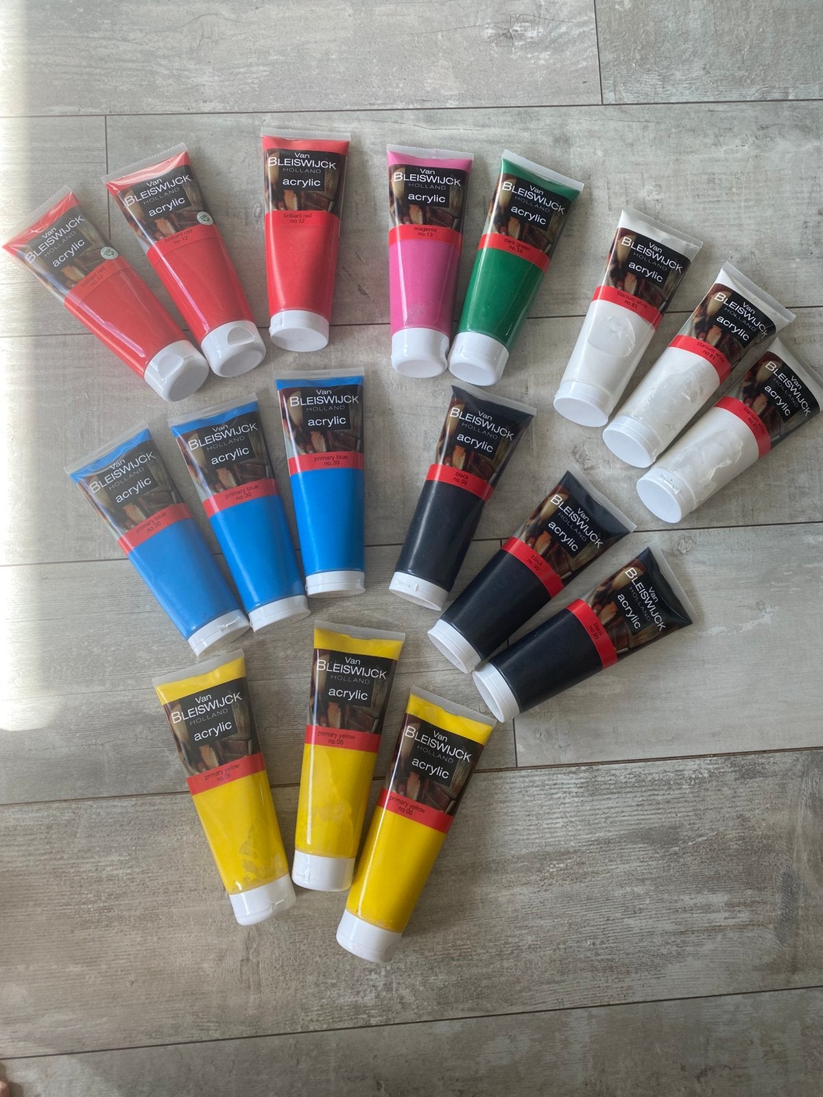 Acrylverf (17 tubes) Van Bleiswijck, Ophalen of Verzenden, Zo goed als nieuw