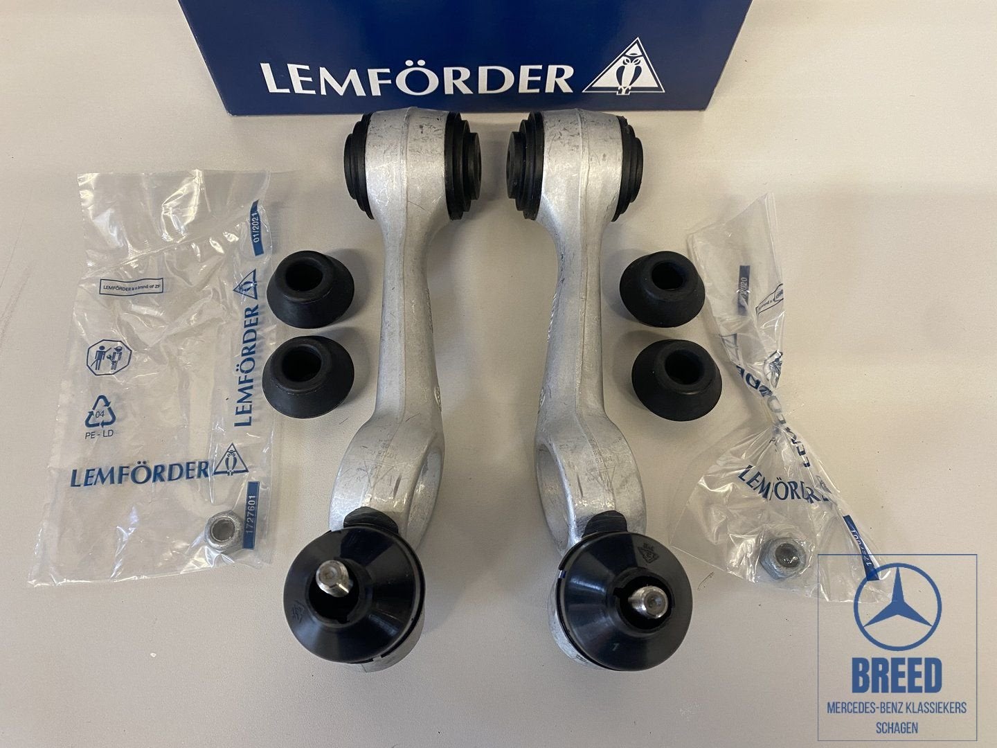 Bovenste draagarm L+R voor Mercedes-Benz W116 W123, Auto-onderdelen, -, Nieuw, Ophalen of Verzenden, -