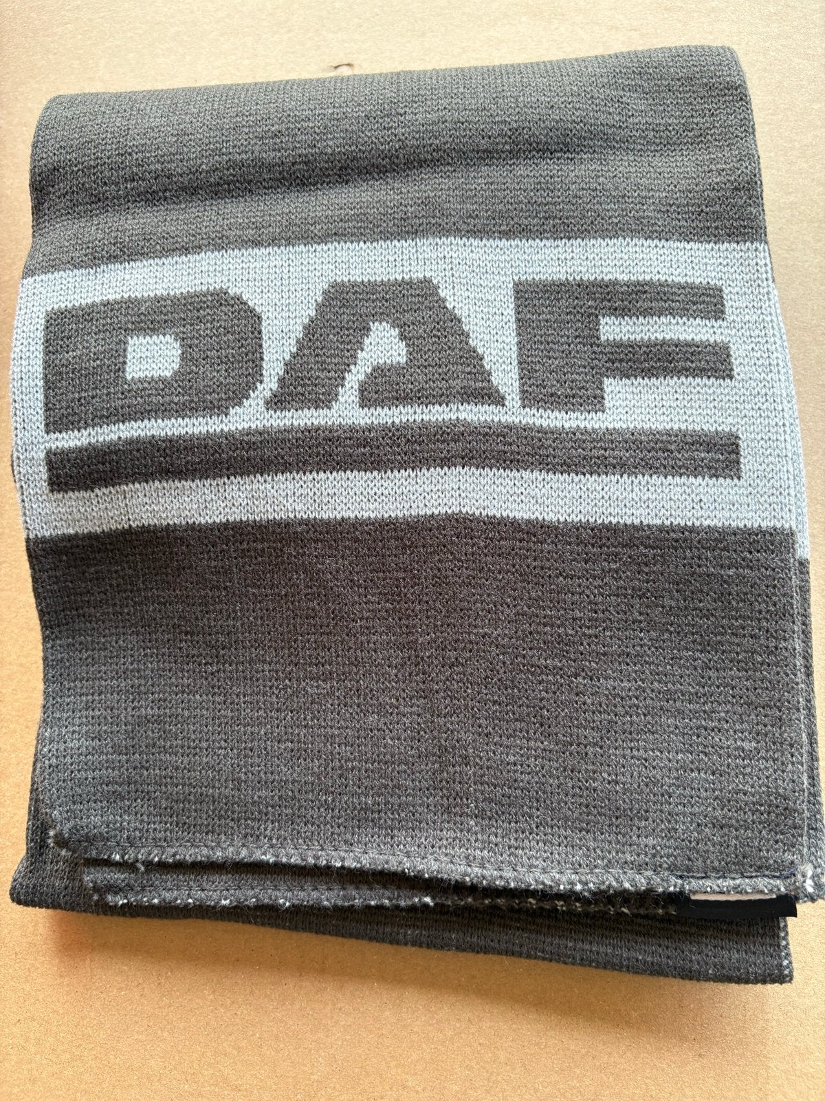 DAF Sjaal - Grijs/Zwart - 100% Acryl, Verzamelen, Overige Verzamelen, Ophalen of Verzenden, Nieuw