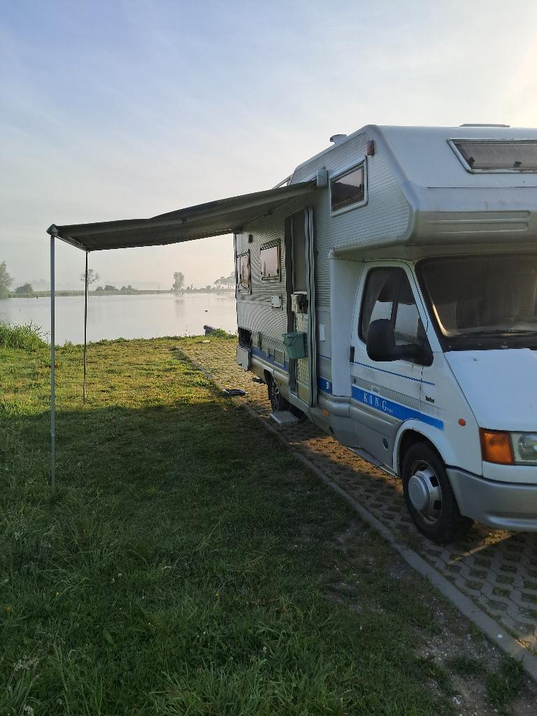 Elnagh King 660 Ford Transit Dubbellucht, Afzuigkap, Alkoof, Ringverwarming, Ford