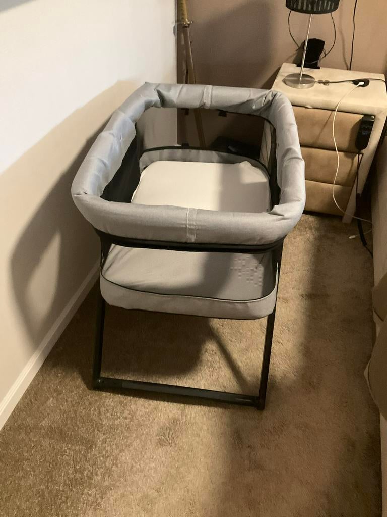 Kinder bedje iclusief deken en matras, Ophalen of Verzenden, Zo goed als nieuw, Minder dan 140 cm, Minder dan 70 cm