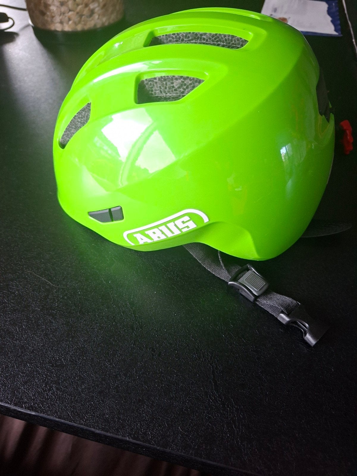 ABUS Smiley 3.0 Fietshelm voor Kinderen - Neon Groen, Jongen of Meisje, Overige maten, Ophalen of Verzenden, Zo goed als nieuw
