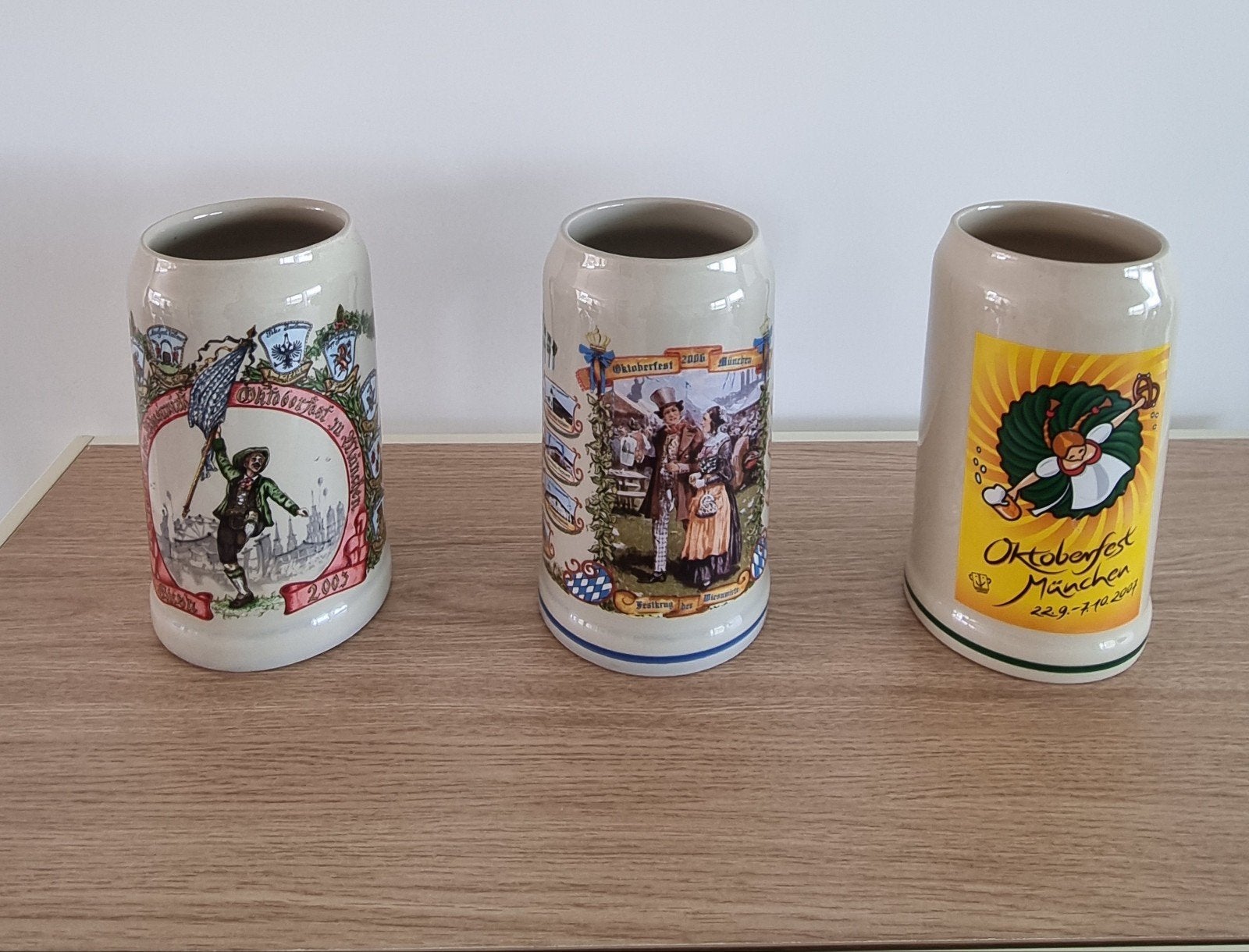 Set van 3 Oktoberfest Bierpullen - Limited Edition, Verzamelen, Biermerken, Ophalen of Verzenden