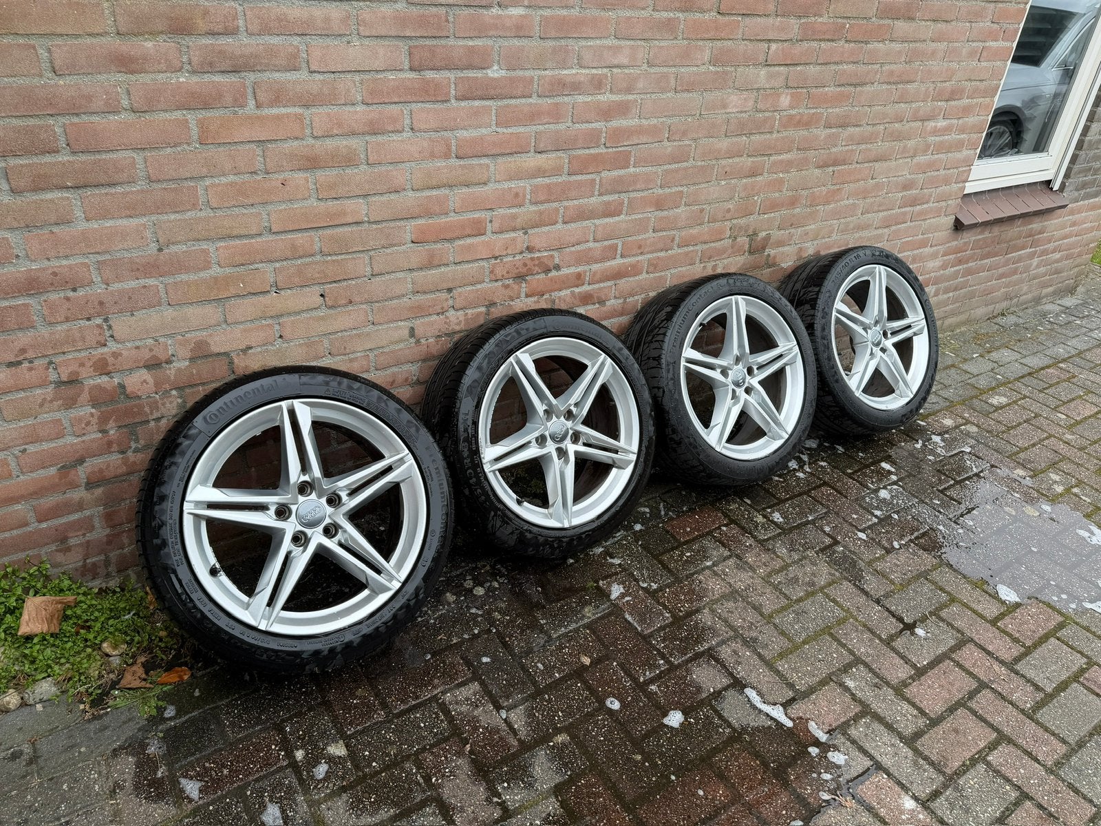 Audi A4 S-Line 18 inch velgen + banden, Auto-onderdelen, Banden en Velgen, Ophalen, 18 inch, Banden en Velgen, Personenwagen