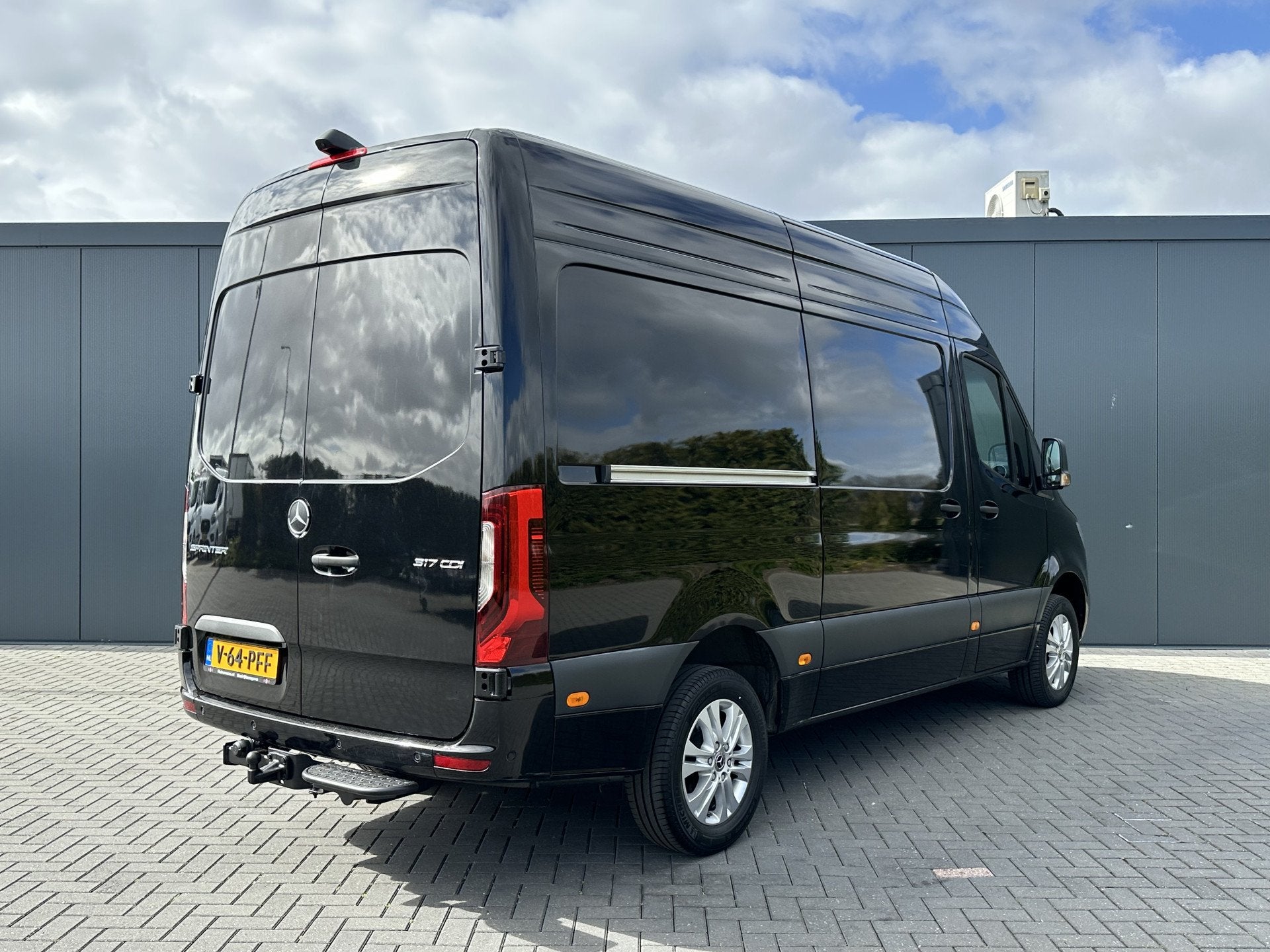 Mercedes-Benz Sprinter 317 CDI 9G-TRONIC RWD / L2H2 / FACELI, Automaat, Achterwielaandrijving, Gebruikt, Euro 6