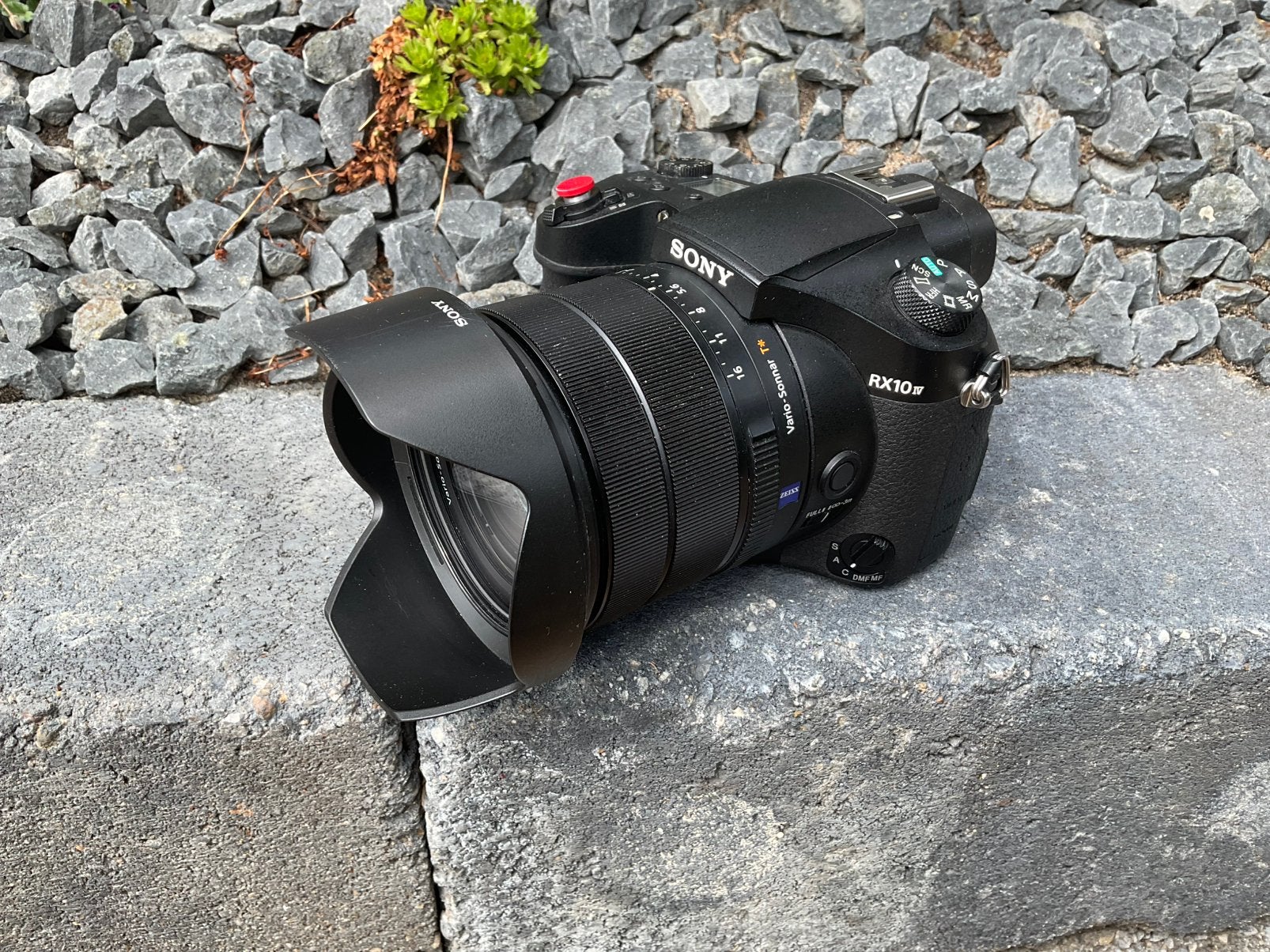 Sony RX10 IV + waterdicht tas, Audio, Tv en Foto, Fotocamera's Digitaal, Gebruikt, Compact, Sony, 8 keer of meer