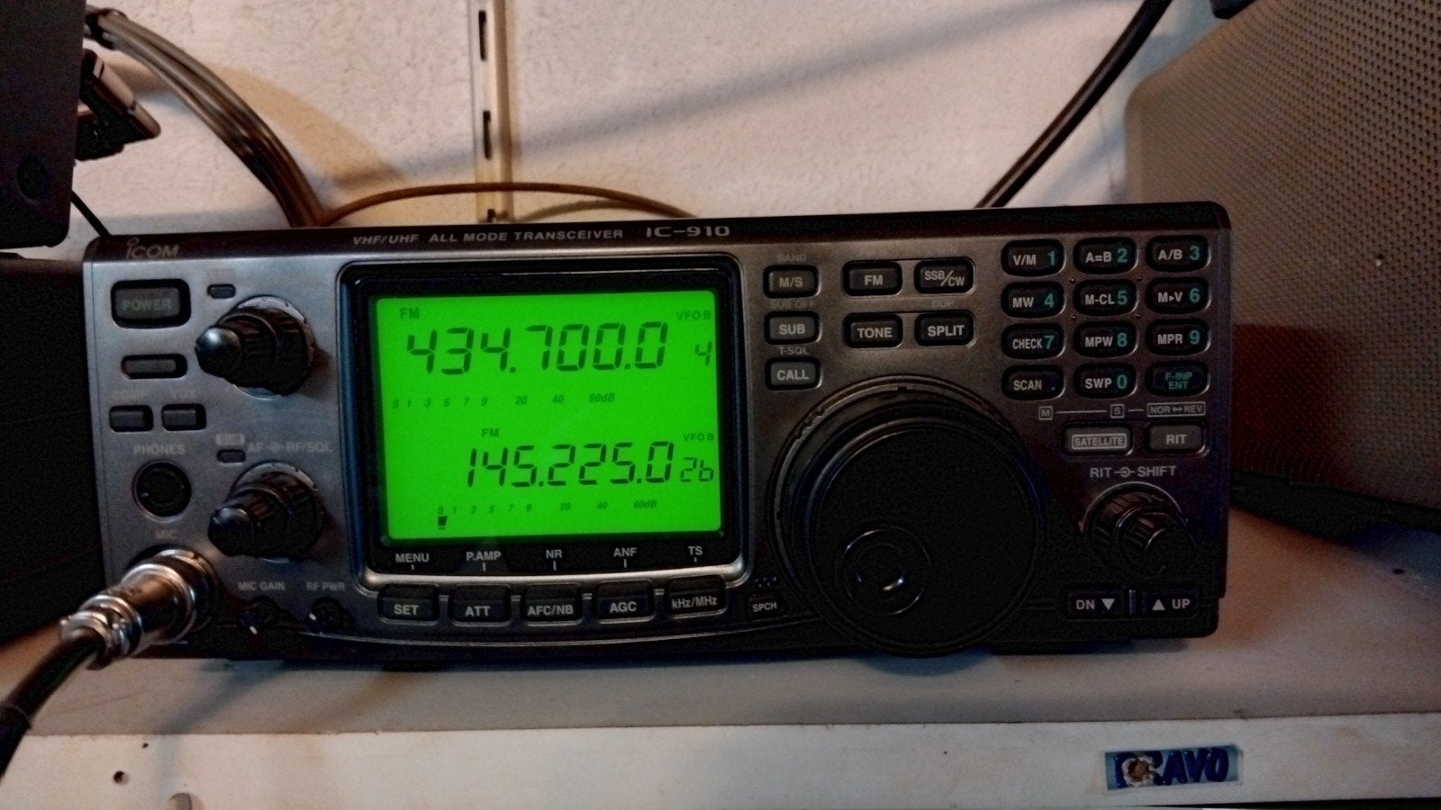 Icom ic-910, Ophalen