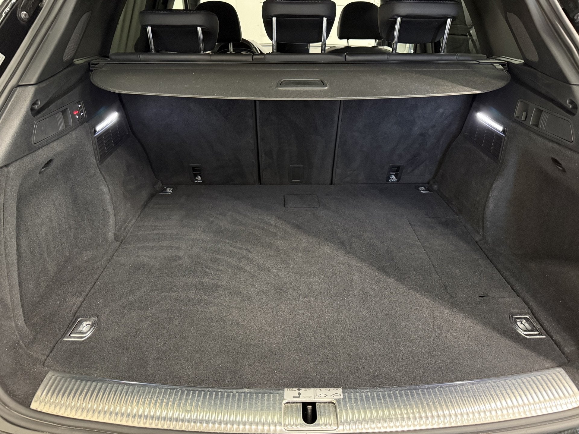 Foto 60 van Audi Q5 55 TFSI e quattro 3x S-Line PANO/LUCHTVERING/TREKHAA
