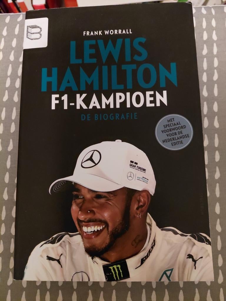Frank Worrall - Lewis Hamilton, Frank Worrall, Ophalen of Verzenden, Zo goed als nieuw, Sport