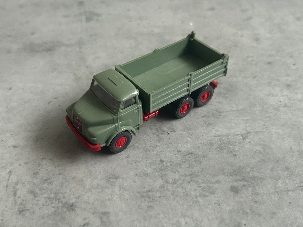 Wiking 1:87 MAN Diesel kipper groen, Ophalen of Verzenden, Zo goed als nieuw, Bus of Vrachtwagen, Wiking