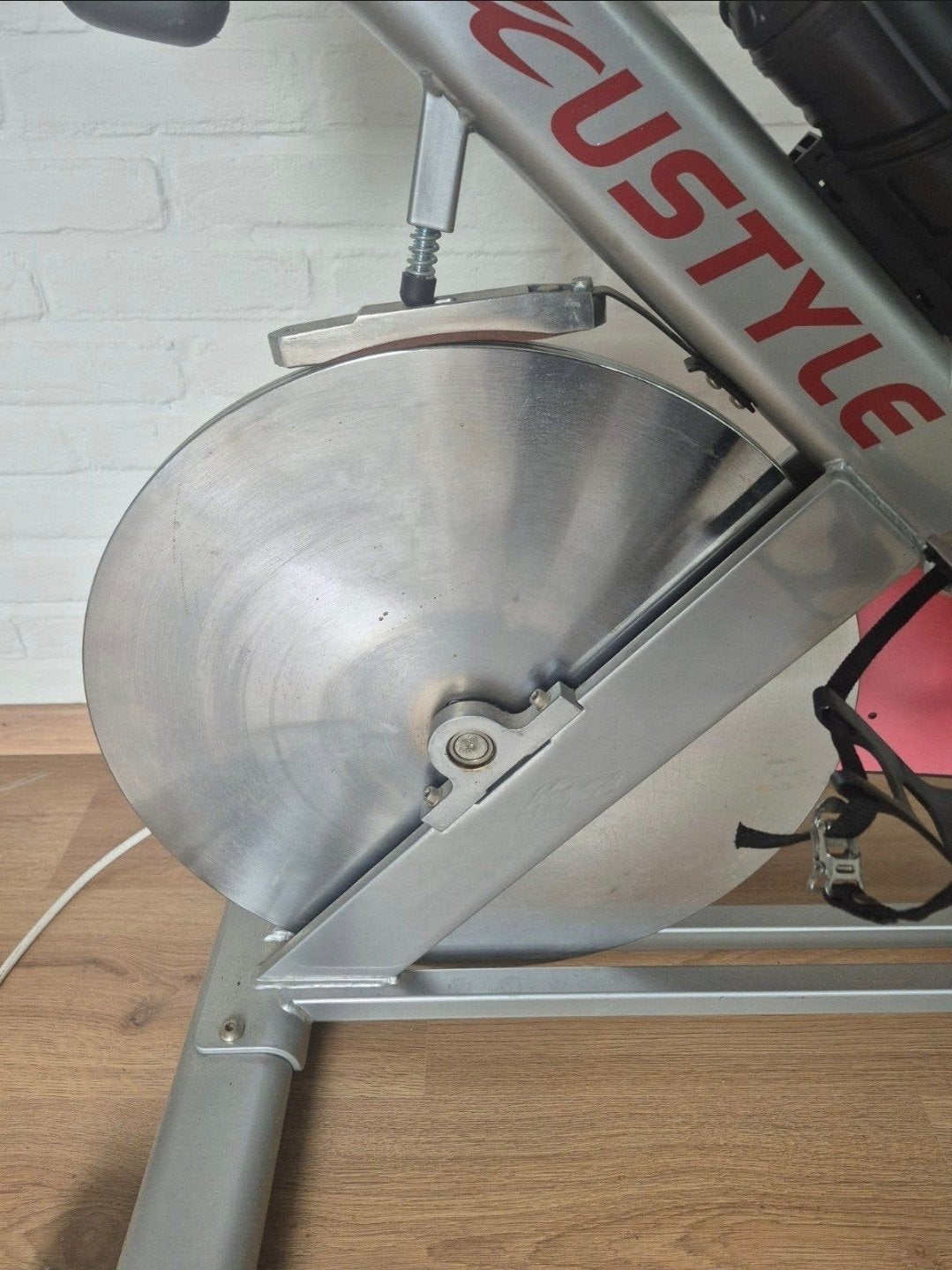 Ustyle Spinningfiets - Zo goed als nieuw, Ophalen, Spinningfiets, Zo goed als nieuw, Metaal